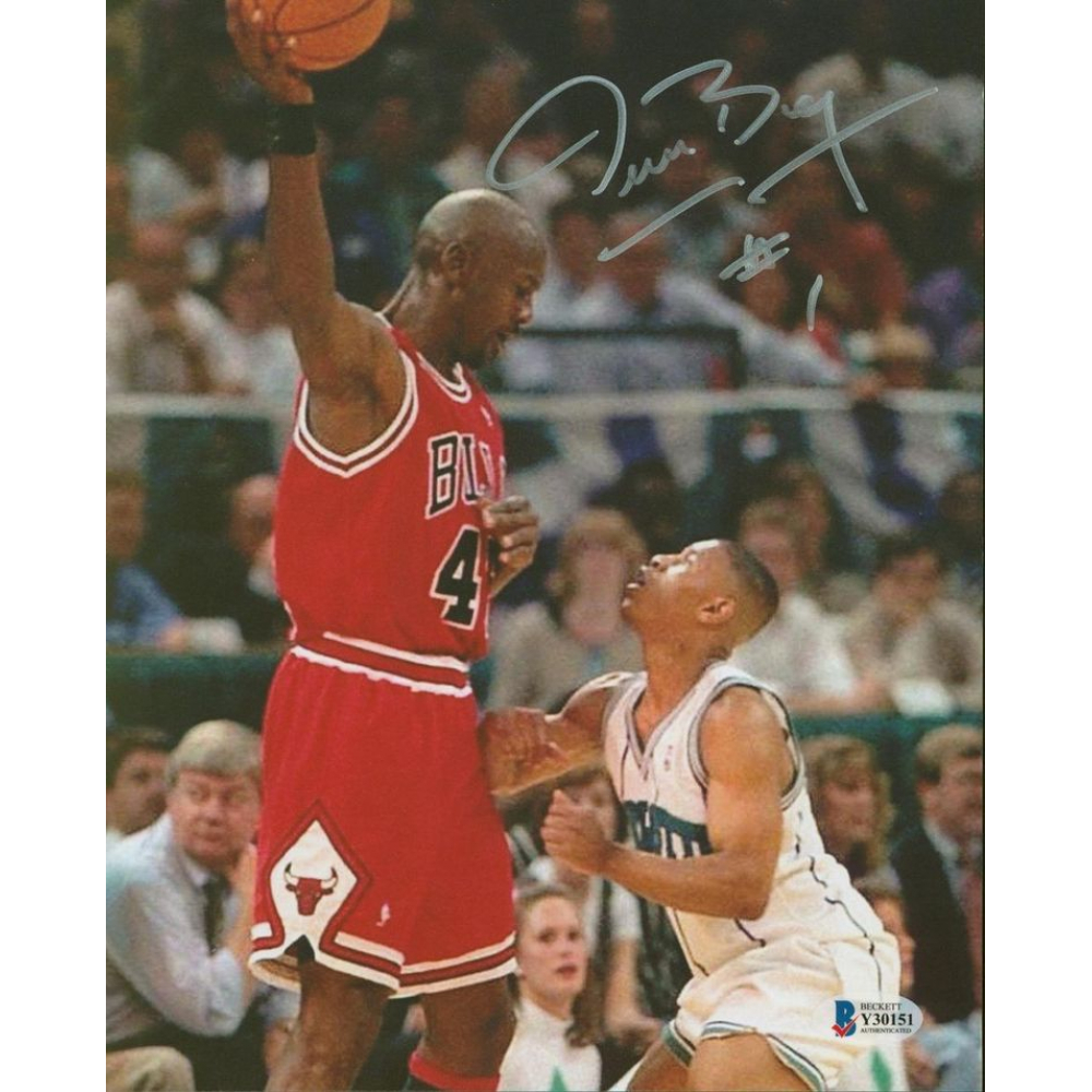 Muggsy Bogues Signed Hornets 8x10 Photo (Beckett COA) | Pristine Auction