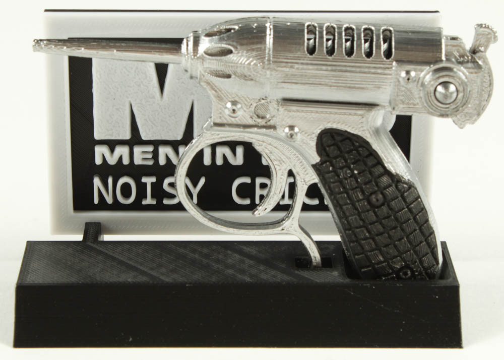 Men In Black Blaster Prop Replica at PristineAuction.com Men In Black Blaster Prop Replica at PristineAuction.com