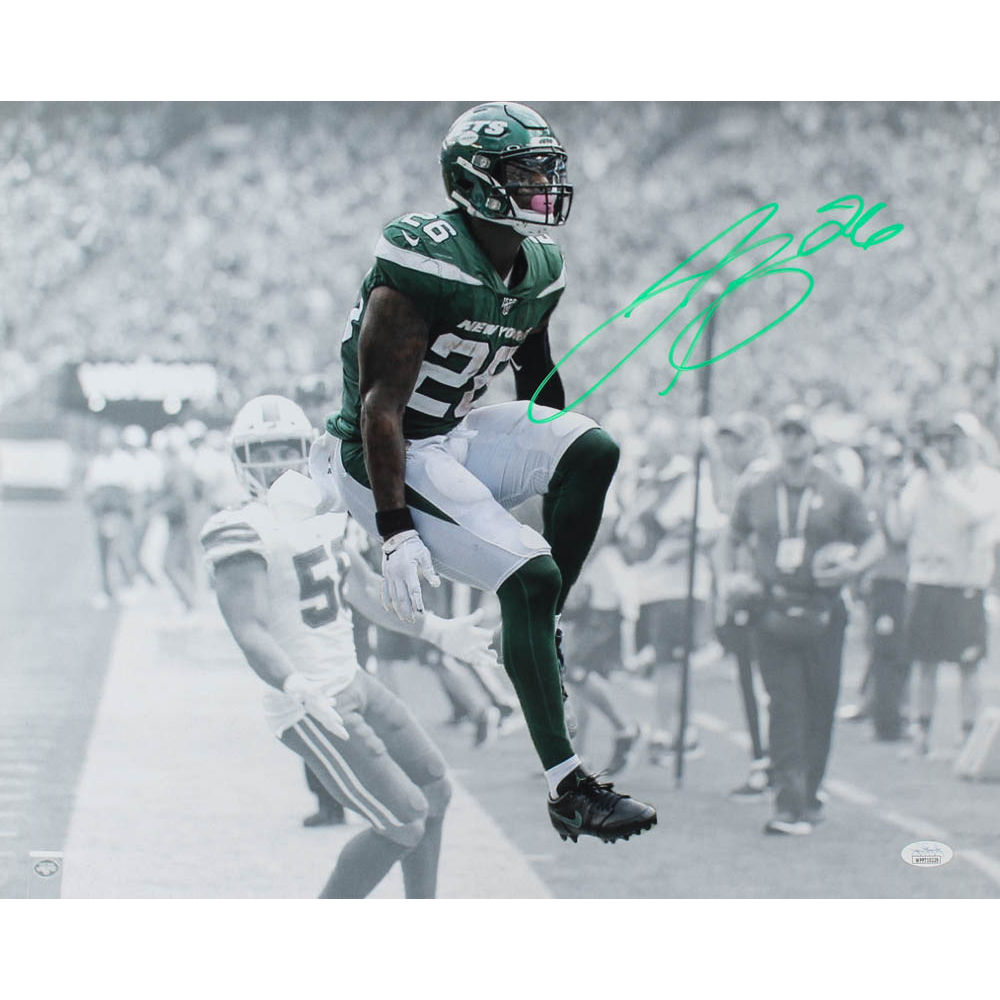 Le'Veon Bell Signed Jets 16x20 Photo (JSA) at PristineAuction.com