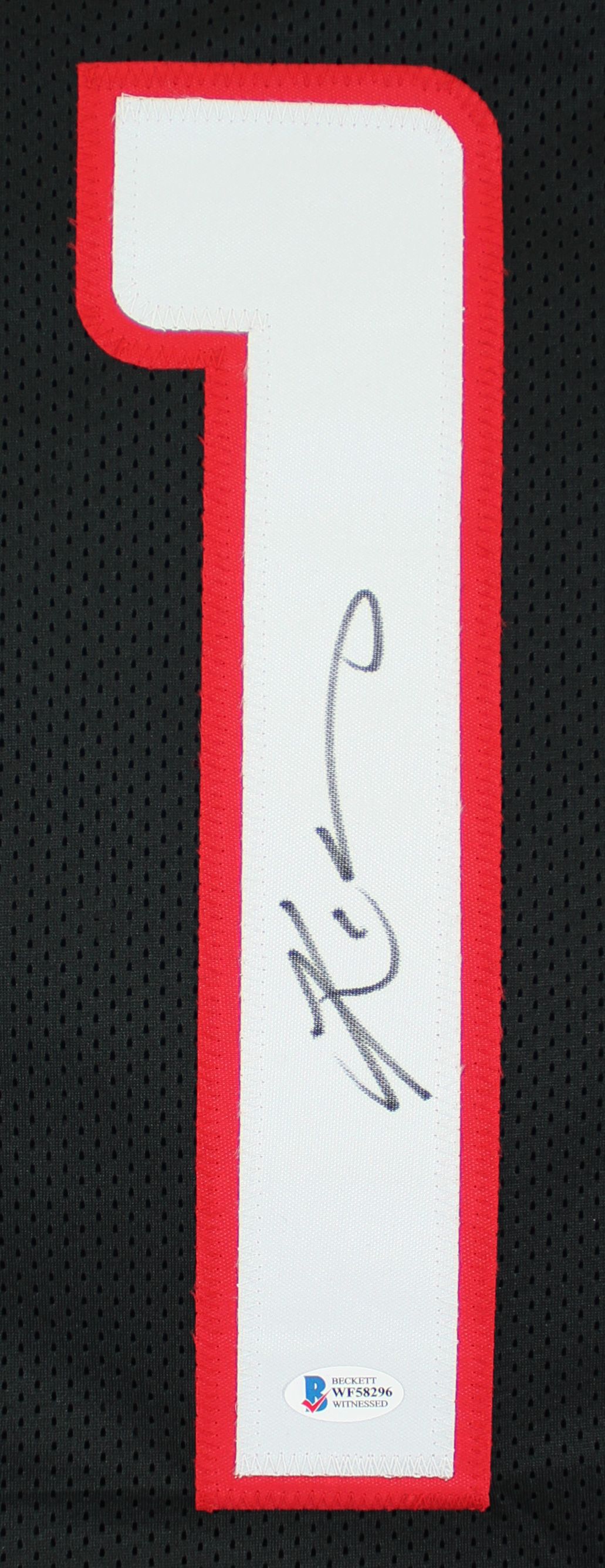 Kyler Murray Signed Jersey (Beckett) at PristineAuction.com Kyler Murray Signed Jersey (Beckett) at PristineAuction.com