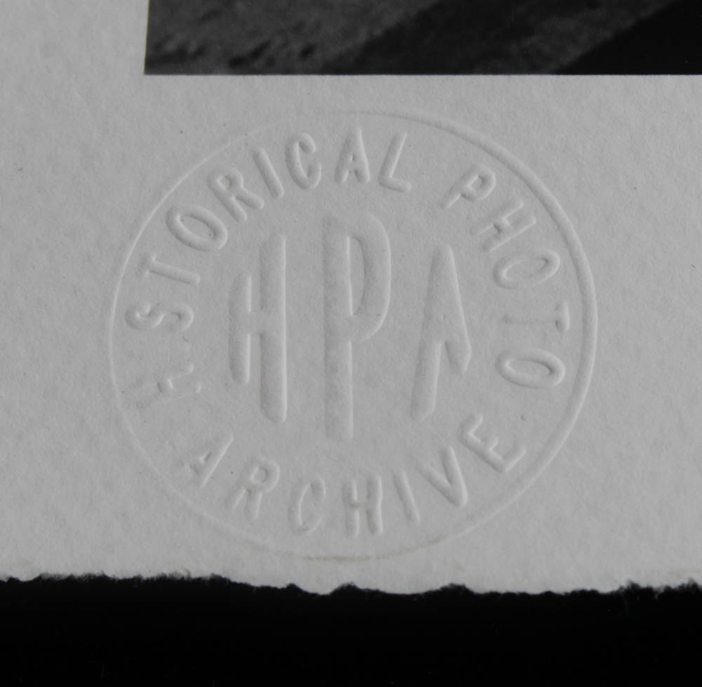 Historical Photo Archive - "Lunch atop a Skyscraper" Limited Edition 16.5x22 Fine Art Giclee on Paper #/375 (PA LOA) at PristineAuction.com Historical Photo Archive - "Lunch atop a Skyscraper" Limited Edition 16.5x22 Fine Art Giclee on Paper #/375 (PA LOA) at PristineAuction.com