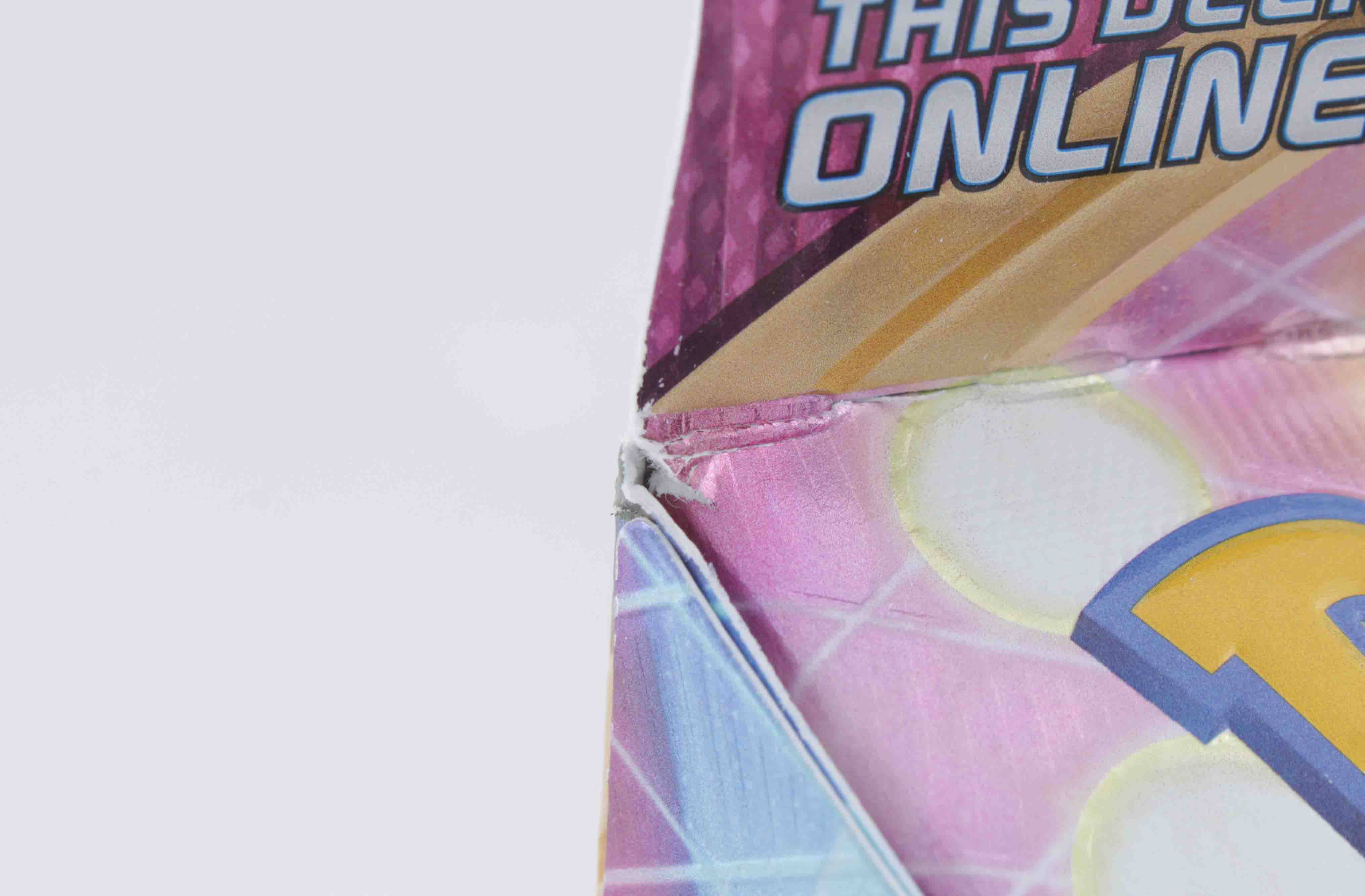 Pokemon TCG: Sword & Shield - Vivid Voltage Charizard Theme Deck with (60) Cards at PristineAuction.com Pokemon TCG: Sword & Shield - Vivid Voltage Charizard Theme Deck with (60) Cards at PristineAuction.com