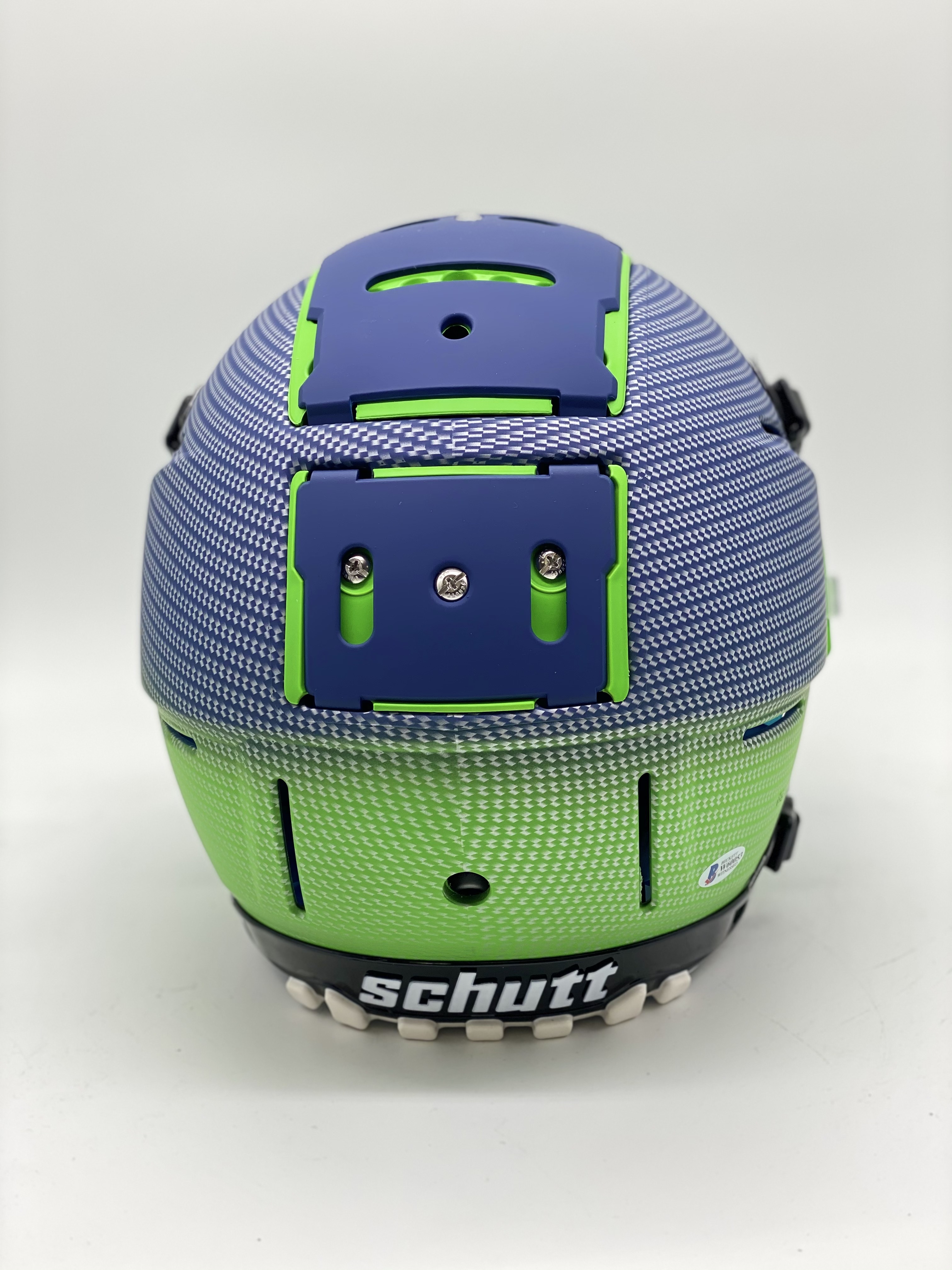 DK Metcalf Signed Full-Size Authentic On-Field Hydro-Dipped F7 Helmet with Visor (Beckett COA) at PristineAuction.com DK Metcalf Signed Full-Size Authentic On-Field Hydro-Dipped F7 Helmet with Visor (Beckett COA) at PristineAuction.com