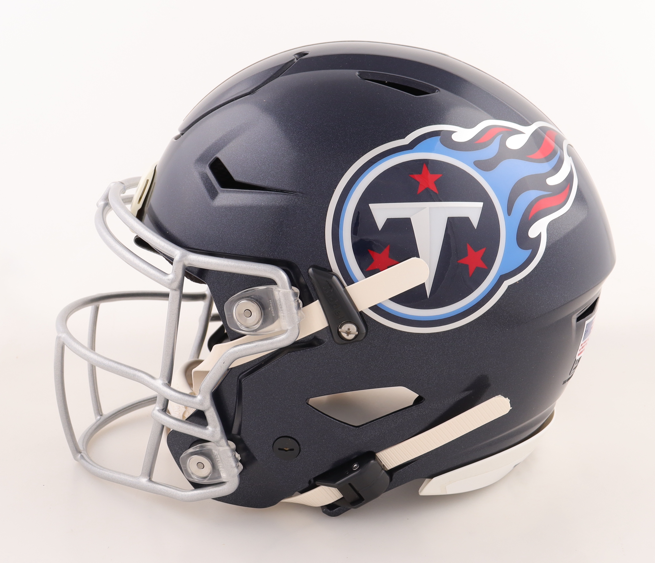 AJ Brown Signed Titans Full-Size Authentic On-Field SpeedFlex Helmet Inscribed "Titan Up" (Beckett) at PristineAuction.com AJ Brown Signed Titans Full-Size Authentic On-Field SpeedFlex Helmet Inscribed "Titan Up" (Beckett) at PristineAuction.com