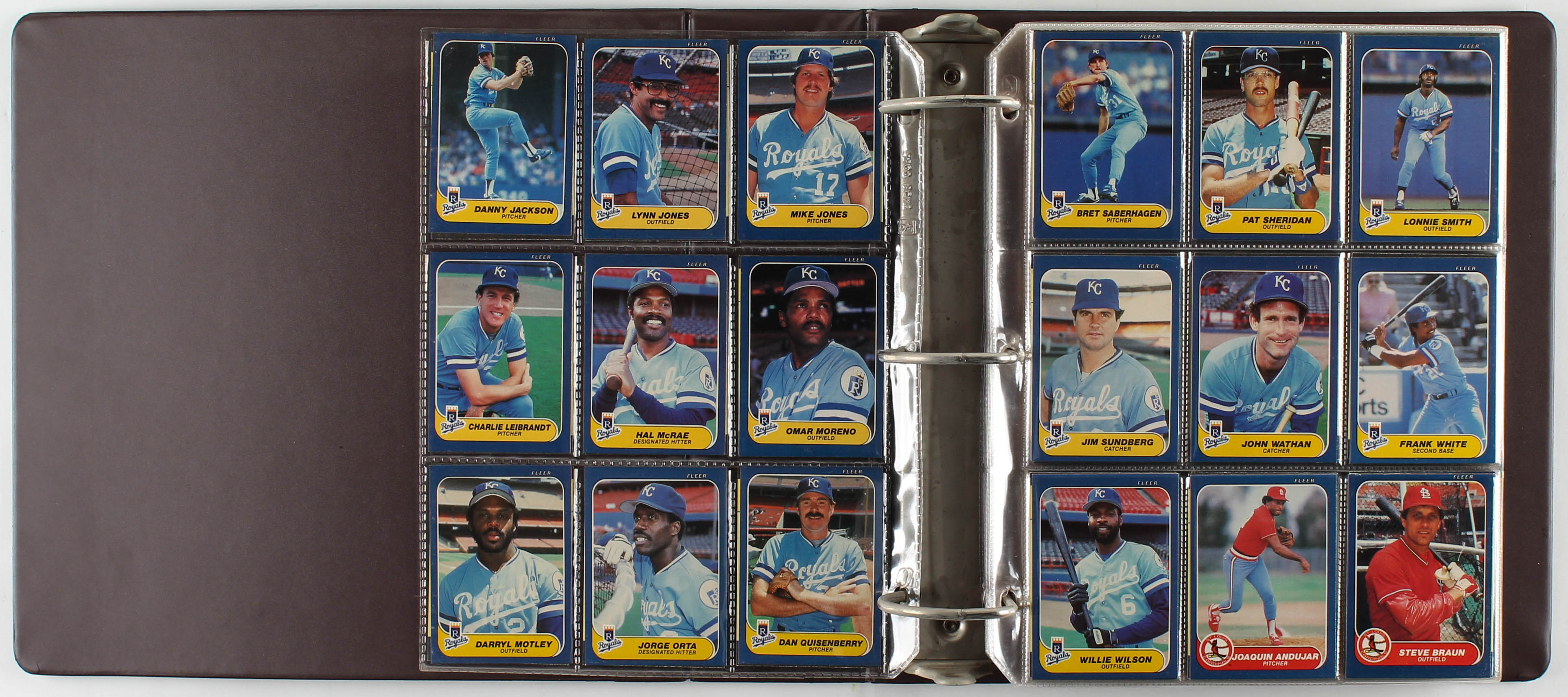 1986 Fleer Complete Set of (660) Baseball Cards in Binder with Jose Canseco #649 RC at PristineAuction.com 1986 Fleer Complete Set of (660) Baseball Cards in Binder with Jose Canseco #649 RC at PristineAuction.com