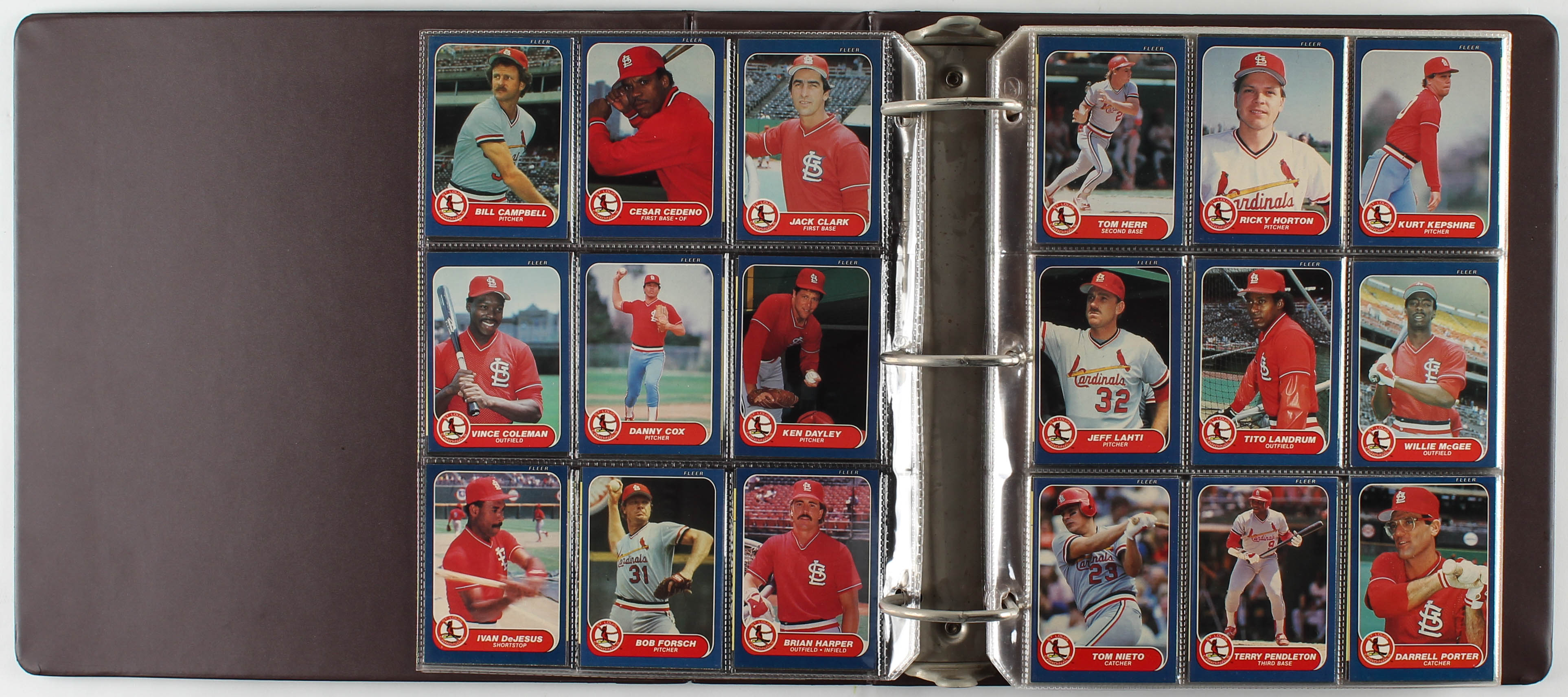 1986 Fleer Complete Set of (660) Baseball Cards in Binder with Jose Canseco #649 RC at PristineAuction.com 1986 Fleer Complete Set of (660) Baseball Cards in Binder with Jose Canseco #649 RC at PristineAuction.com