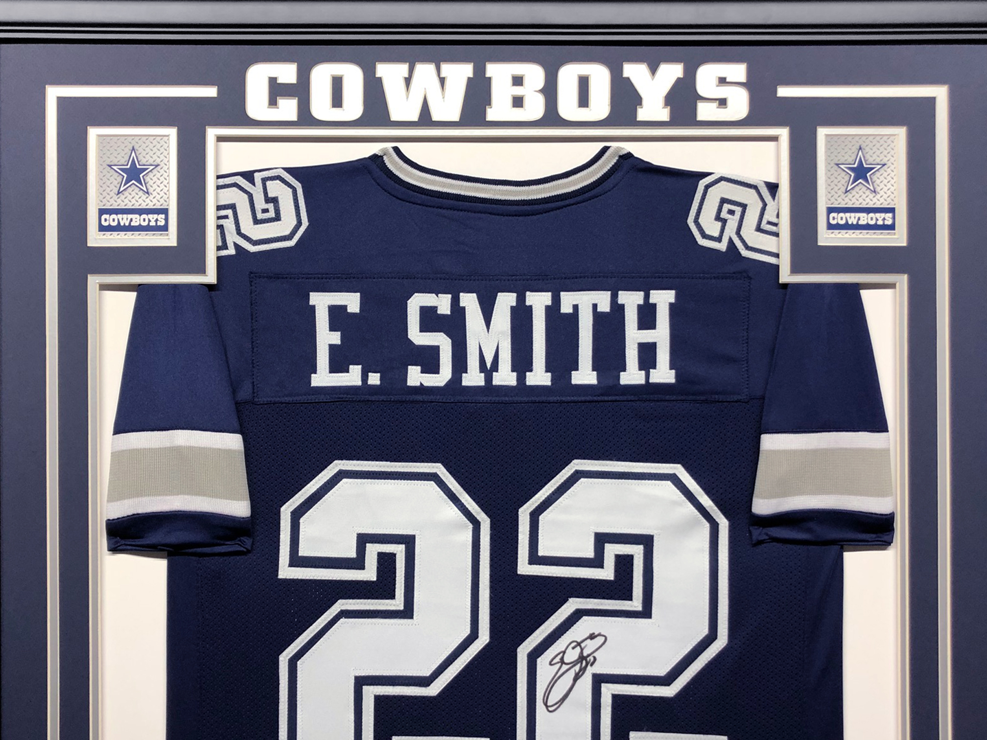 Emmitt Smith Signed 34.5x42.5 Custom Framed Jersey (Beckett COA & PROVA Hologram) at PristineAuction.com Emmitt Smith Signed 34.5x42.5 Custom Framed Jersey (Beckett COA & PROVA Hologram) at PristineAuction.com