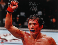 Takeya Mizugaki Signed UFC 16x20 Photo (Fanatics Hologram) at PristineAuction.com