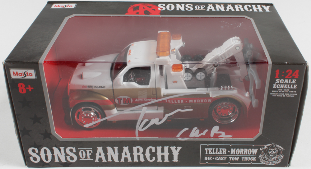 Tommy Flanagan Signed "Sons of Anarchy" 124 Die Cast Tow Truck