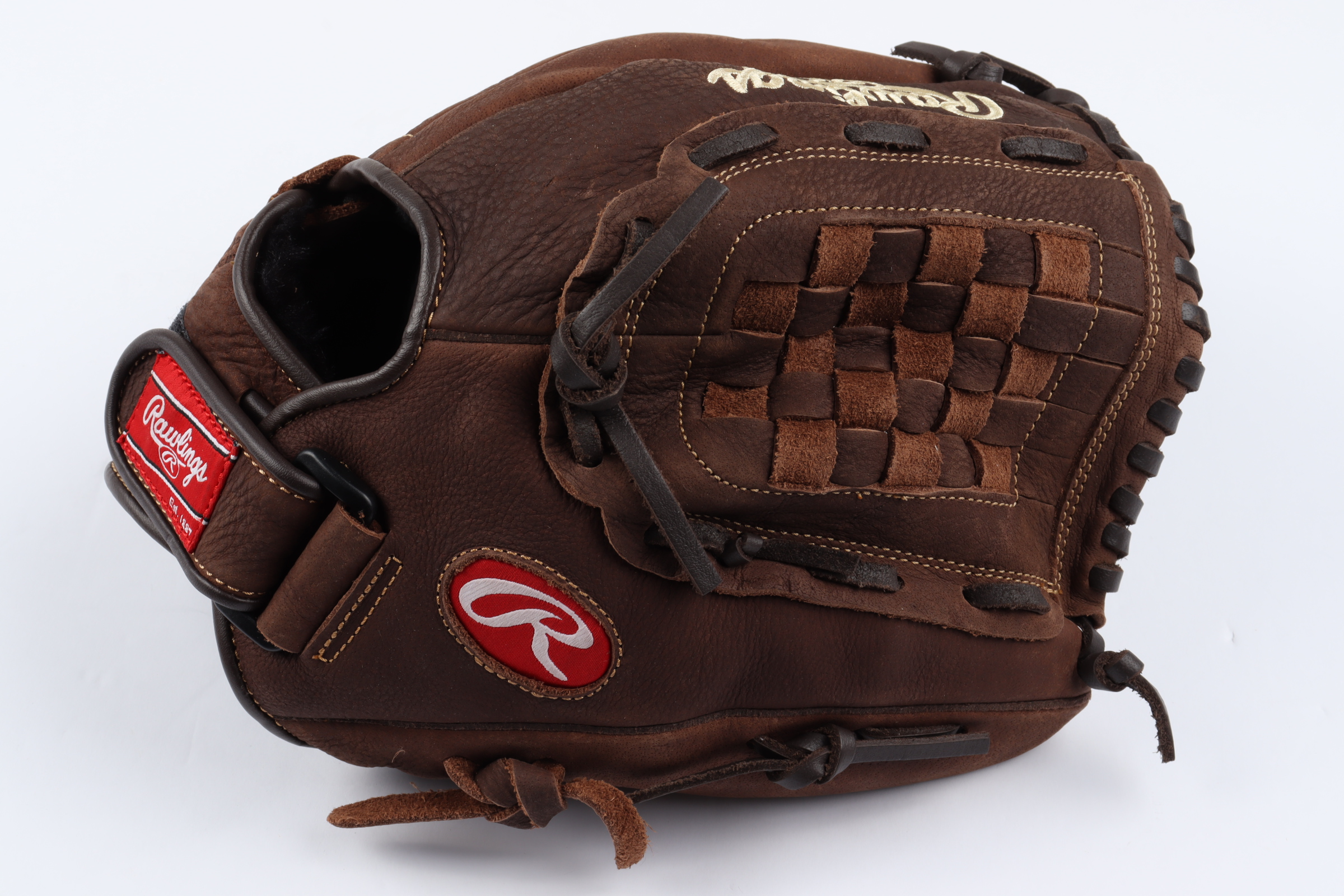 Brooks Robinson Signed Rawlings Baseball Glove With Multiple Inscriptions with Display Case (PSA COA) at PristineAuction.com Brooks Robinson Signed Rawlings Baseball Glove With Multiple Inscriptions with Display Case (PSA COA) at PristineAuction.com