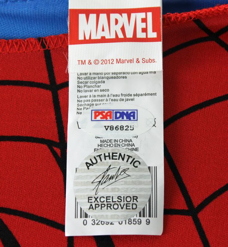 Stan Lee Signed Spider-Man Full-Size Costume (PSA & Lee) at PristineAuction.com Stan Lee Signed Spider-Man Full-Size Costume (PSA & Lee) at PristineAuction.com