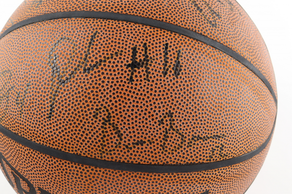 2006-07 Spurs Basketball Team-Signed by (13) with Tim Duncan, Manu Ginobili, Tony Parker, Michael Finley (Beckett LOA) at PristineAuction.com 2006-07 Spurs Basketball Team-Signed by (13) with Tim Duncan, Manu Ginobili, Tony Parker, Michael Finley (Beckett LOA) at PristineAuction.com