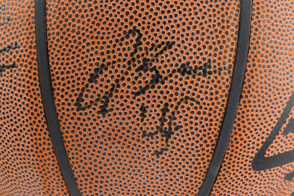 2006-07 Spurs Basketball Team-Signed by (13) with Tim Duncan, Manu Ginobili, Tony Parker, Michael Finley (Beckett LOA) at PristineAuction.com 2006-07 Spurs Basketball Team-Signed by (13) with Tim Duncan, Manu Ginobili, Tony Parker, Michael Finley (Beckett LOA) at PristineAuction.com