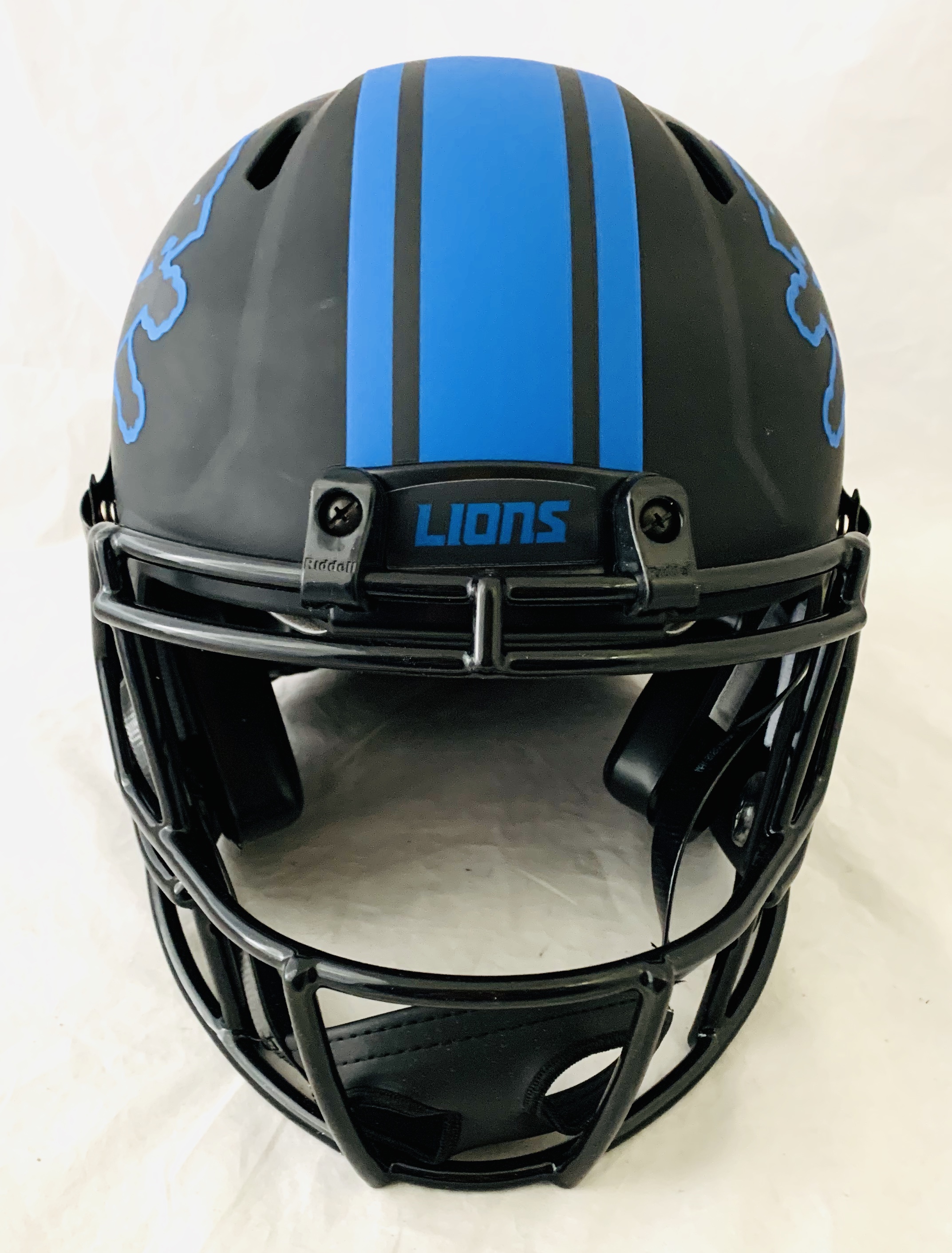 Calvin Johnson Signed Lions Full-Size Authentic On-Field Eclipse Alternate Speed Helmet (JSA COA) at PristineAuction.com Calvin Johnson Signed Lions Full-Size Authentic On-Field Eclipse Alternate Speed Helmet (JSA COA) at PristineAuction.com