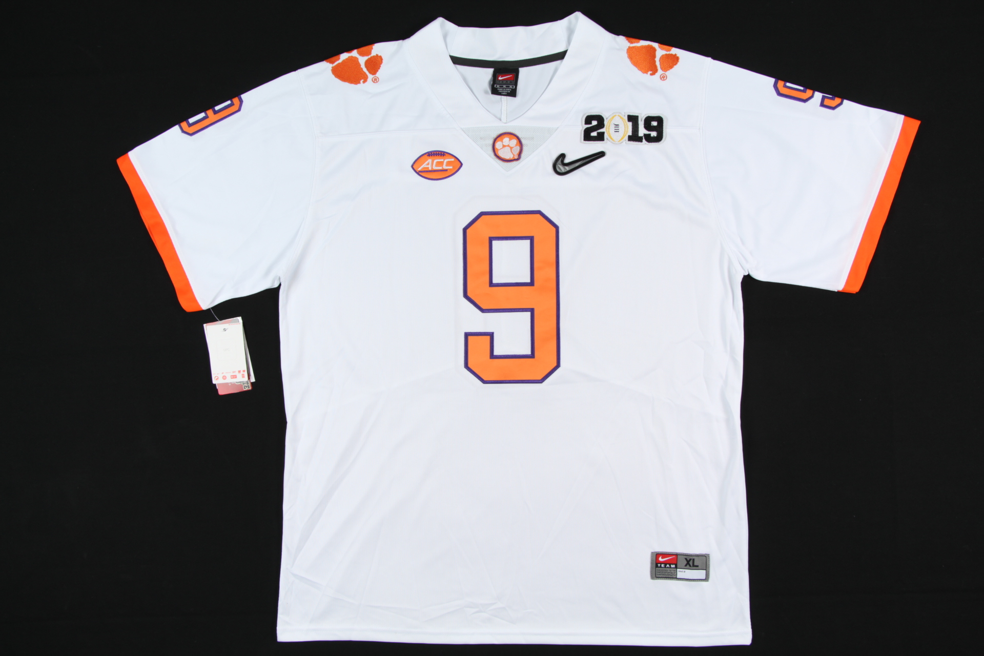 Travis Etienne Signed Clemson Tigers Jersey With Multiple Inscriptions (JSA COA) at PristineAuction.com Travis Etienne Signed Clemson Tigers Jersey With Multiple Inscriptions (JSA COA) at PristineAuction.com