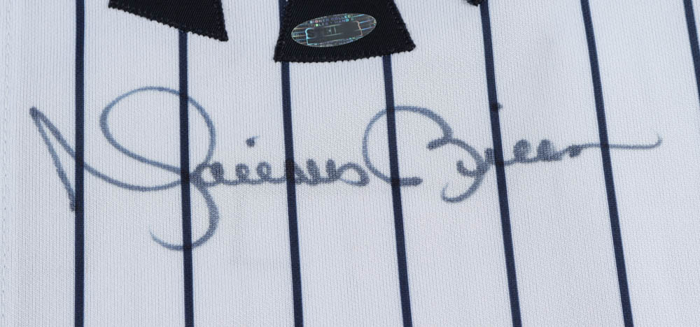Mariano Rivera Signed Yankees Jersey (Steiner COA & MLB Hologram) at PristineAuction.com Mariano Rivera Signed Yankees Jersey (Steiner COA & MLB Hologram) at PristineAuction.com