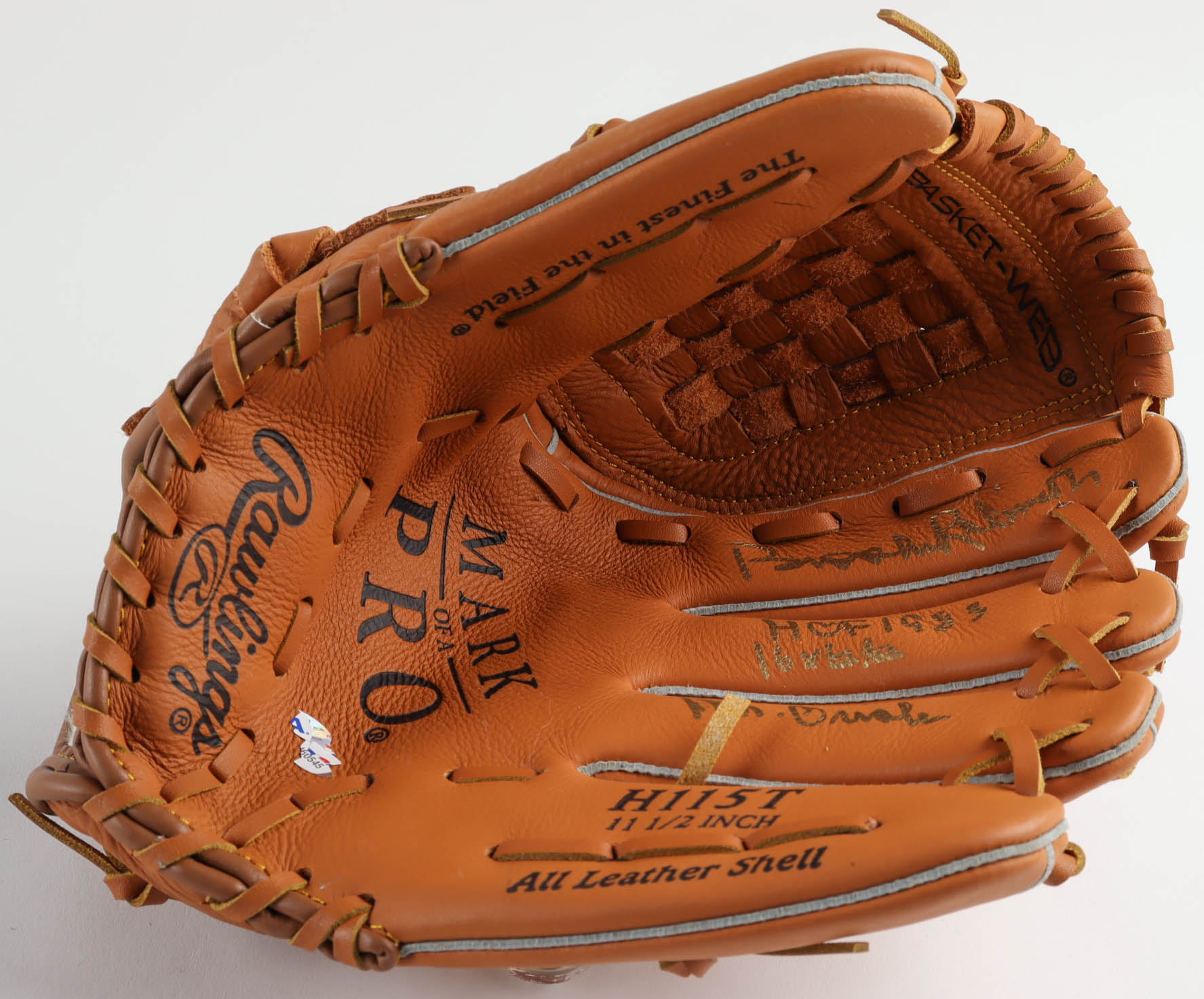 Brooks Robinson Signed Rawlings Baseball Glove with (3) Career Inscriptions (JSA COA) at PristineAuction.com Brooks Robinson Signed Rawlings Baseball Glove with (3) Career Inscriptions (JSA COA) at PristineAuction.com