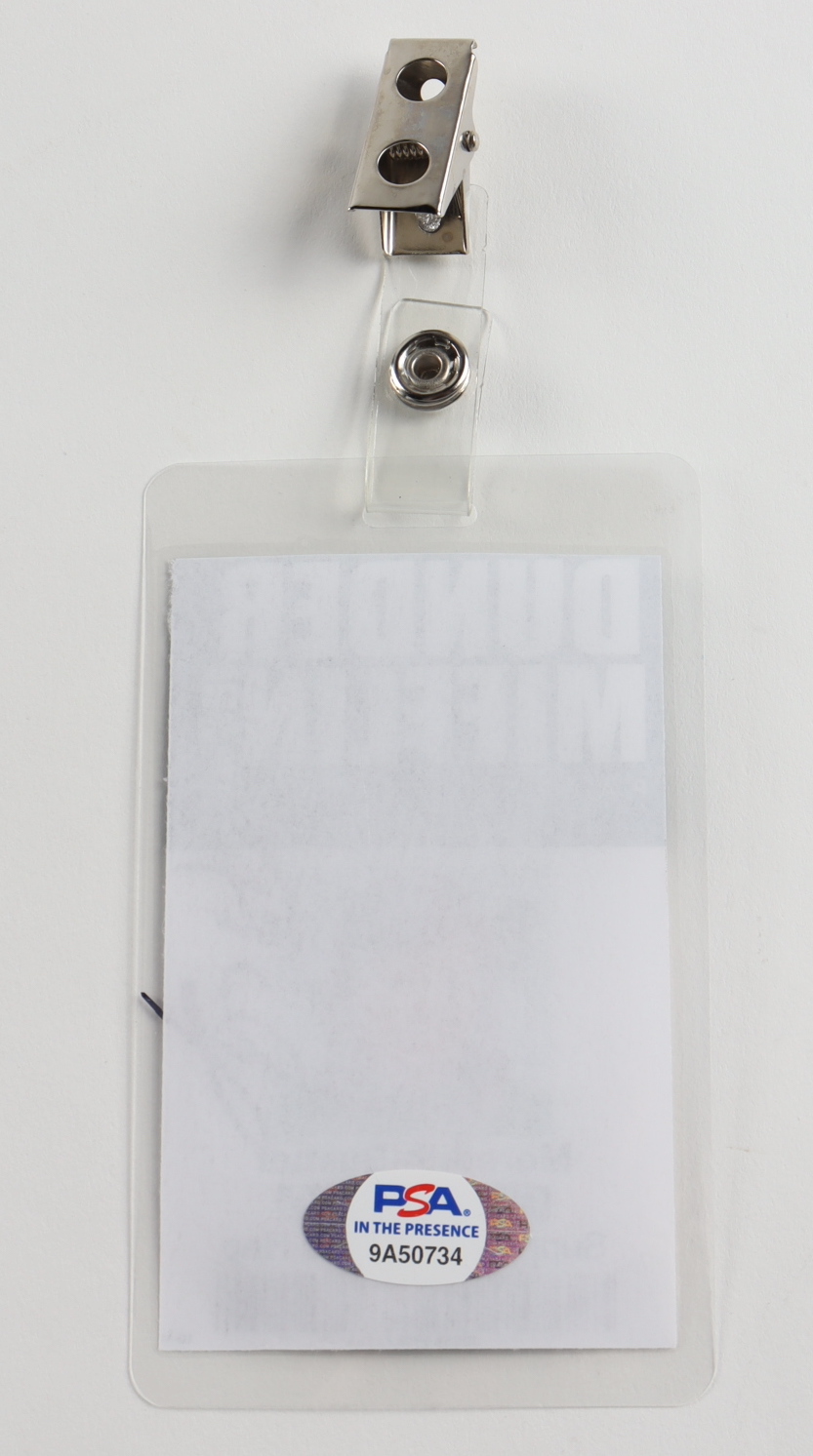 Kate Flannery Signed "The Office" Prop ID Badge (PSA COA) at PristineAuction.com Kate Flannery Signed "The Office" Prop ID Badge (PSA COA) at PristineAuction.com