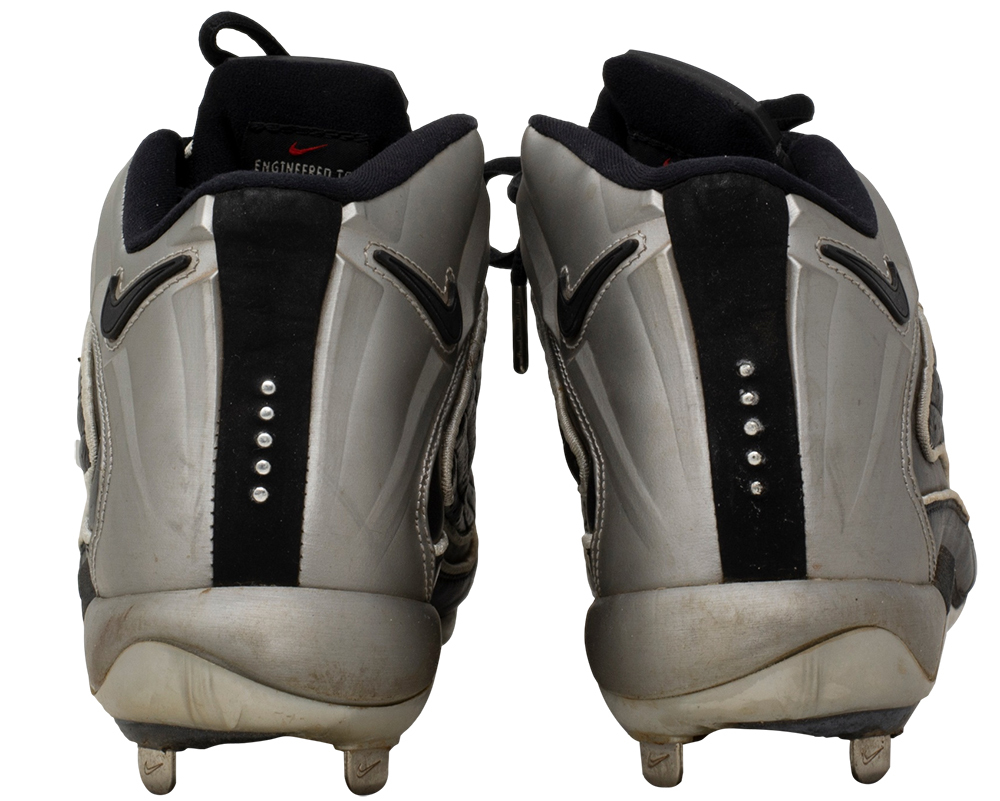 Ken Griffey Jr. Game-Used Pair of (2) Nike Baseball Cleats (Grey Flannel LOA) at PristineAuction.com Ken Griffey Jr. Game-Used Pair of (2) Nike Baseball Cleats (Grey Flannel LOA) at PristineAuction.com