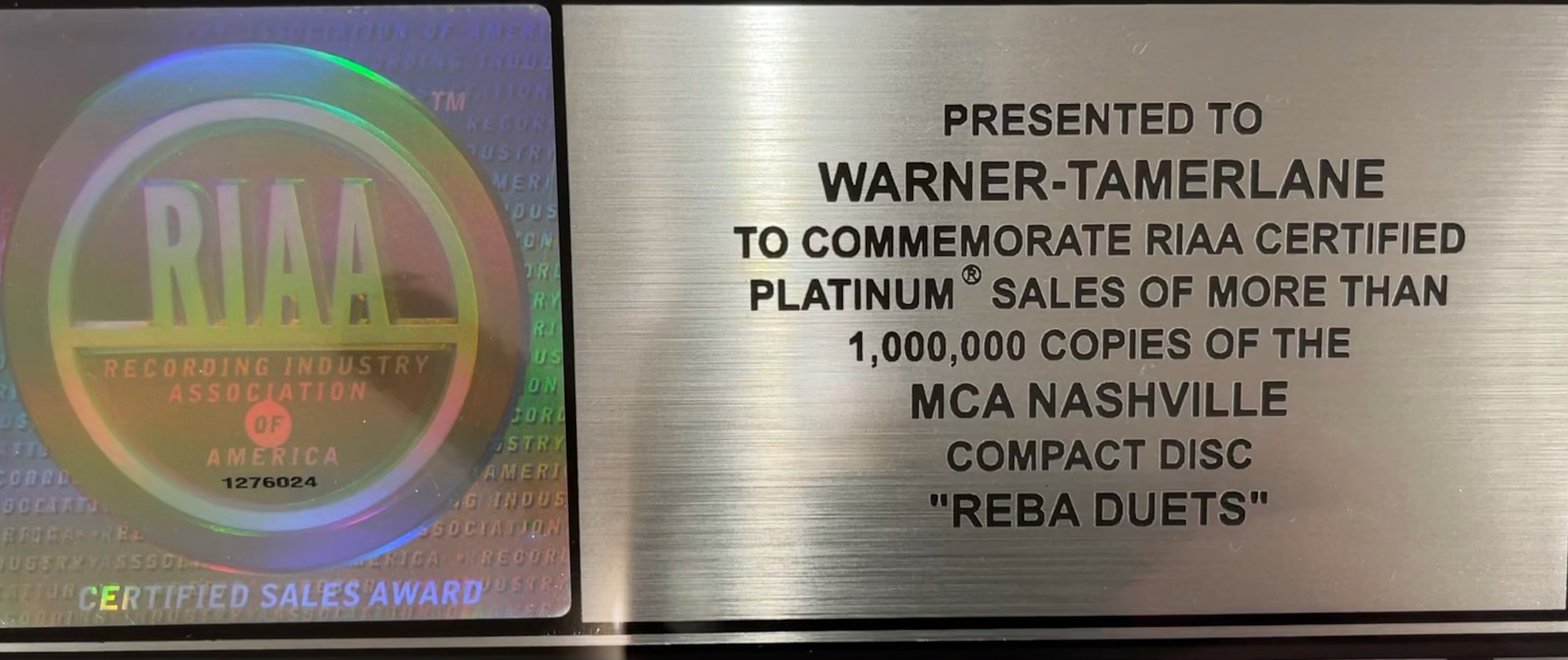 Reba McEntire "Duets" 17.5x21.5 Custom Framed Platinum 1,000,000 Sales Award at PristineAuction.com Reba McEntire "Duets" 17.5x21.5 Custom Framed Platinum 1,000,000 Sales Award at PristineAuction.com