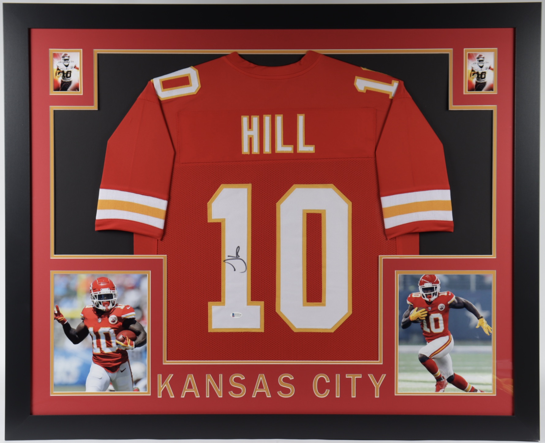 Tyreek Hill Signed 35x43 Custom Framed Jersey Display (Beckett COA) at PristineAuction.com Tyreek Hill Signed 35x43 Custom Framed Jersey Display (Beckett COA) at PristineAuction.com