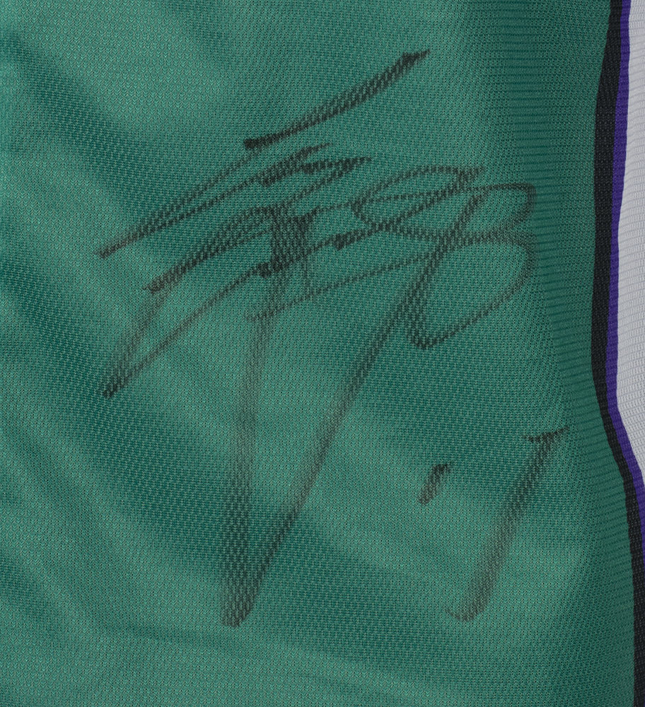 Shohei Ohtani Signed Jersey (Beckett LOA) at PristineAuction.com Shohei Ohtani Signed Jersey (Beckett LOA) at PristineAuction.com