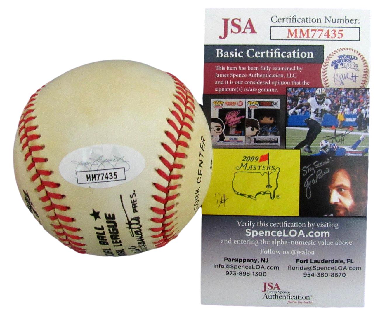 Greg Maddux Signed ONL Baseball (JSA COA) at PristineAuction.com Greg Maddux Signed ONL Baseball (JSA COA) at PristineAuction.com