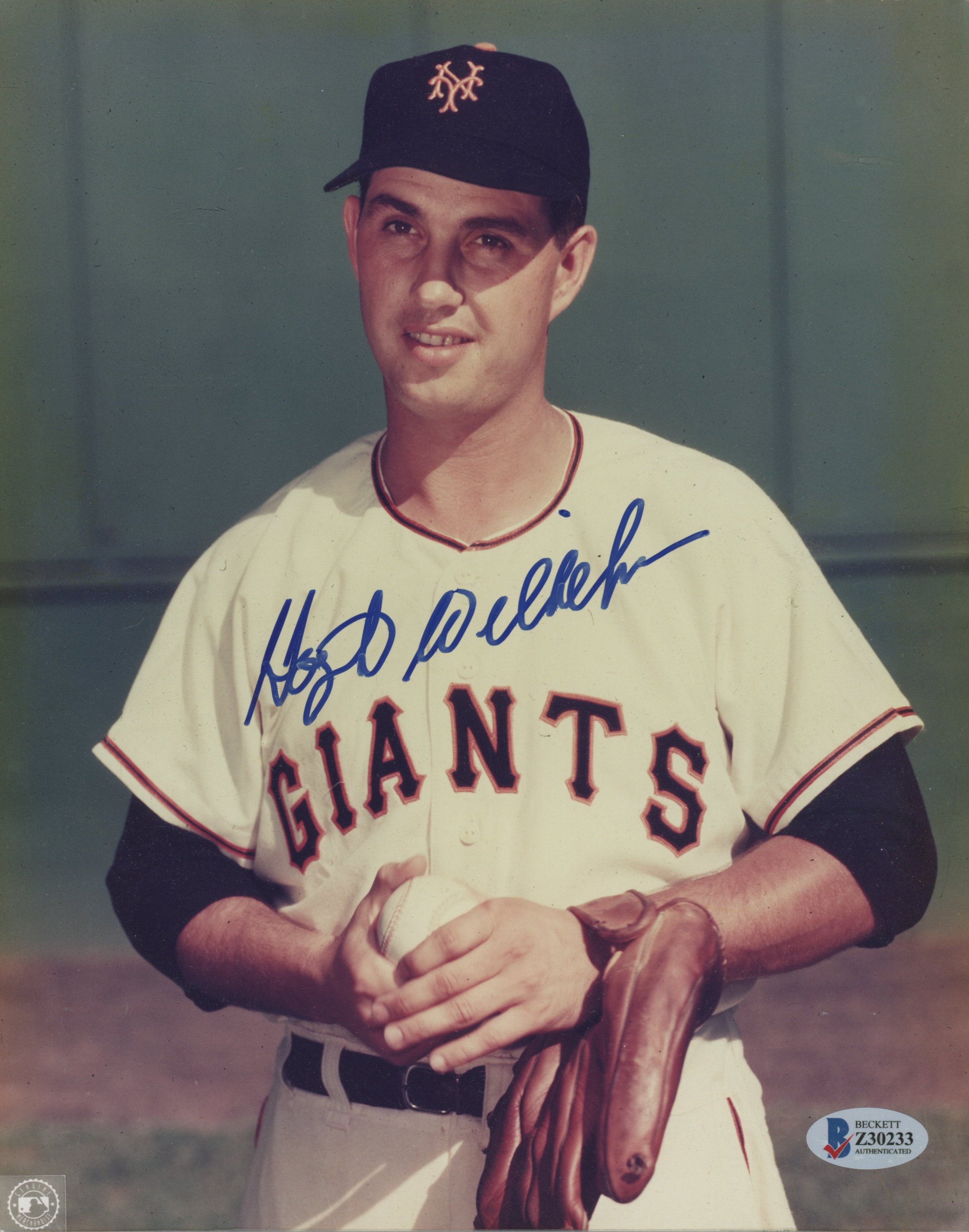 Hoyt Wilhelm Signed Giants 8x10 Photo (Beckett COA) at PristineAuction.com Hoyt Wilhelm Signed Giants 8x10 Photo (Beckett COA) at PristineAuction.com