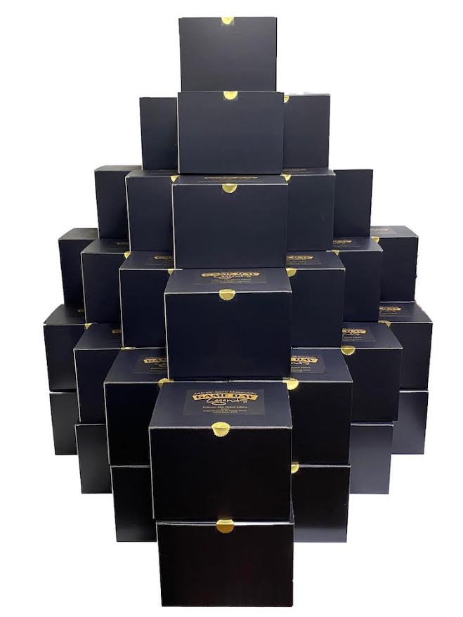 Game Day Legends Collector's Elite Helmet Edition - Series 2 #18/50 at PristineAuction.com Game Day Legends Collector's Elite Helmet Edition - Series 2 #18/50 at PristineAuction.com