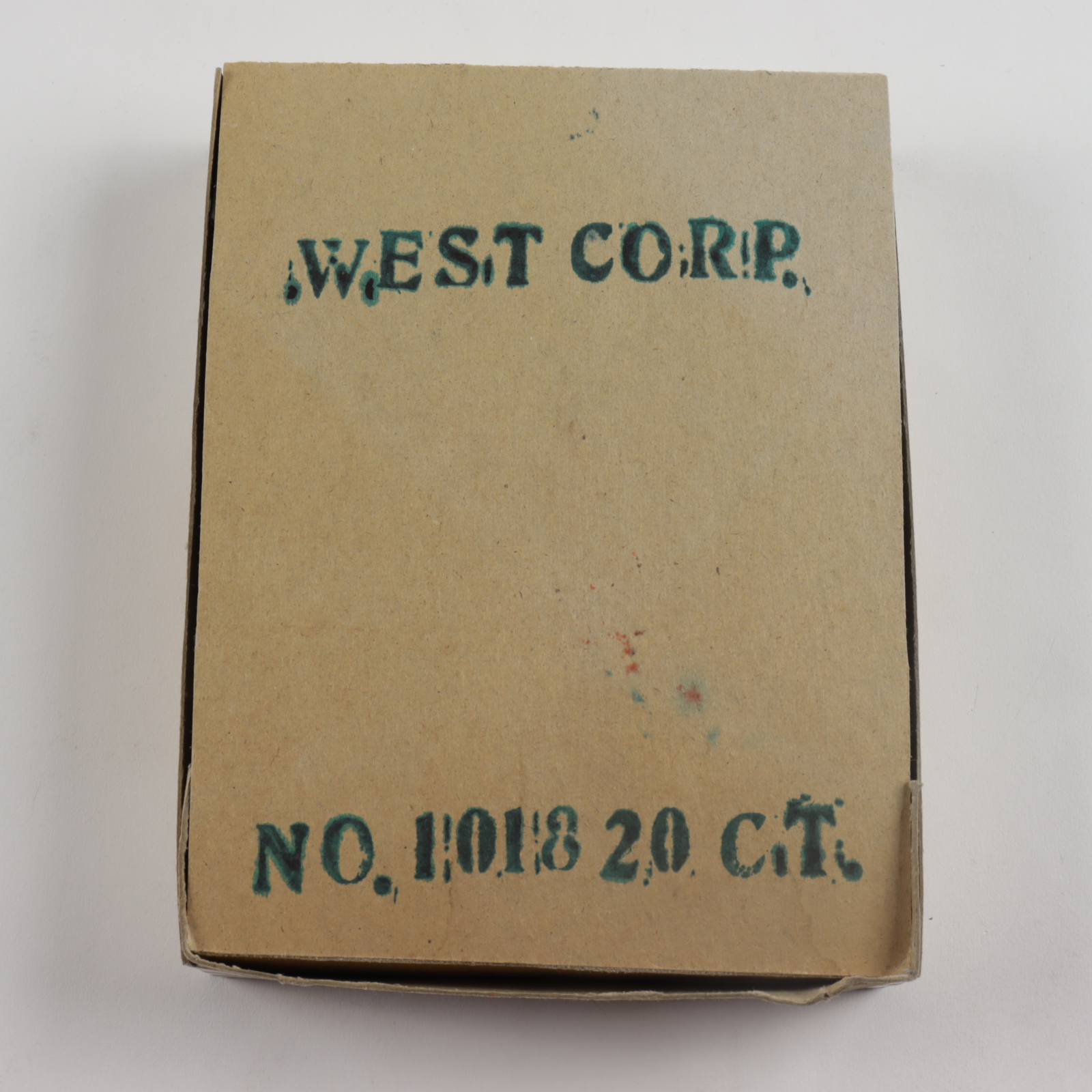1974 Topps Baseball Card Fun Pack Box with (20) Packs at PristineAuction.com 1974 Topps Baseball Card Fun Pack Box with (20) Packs at PristineAuction.com