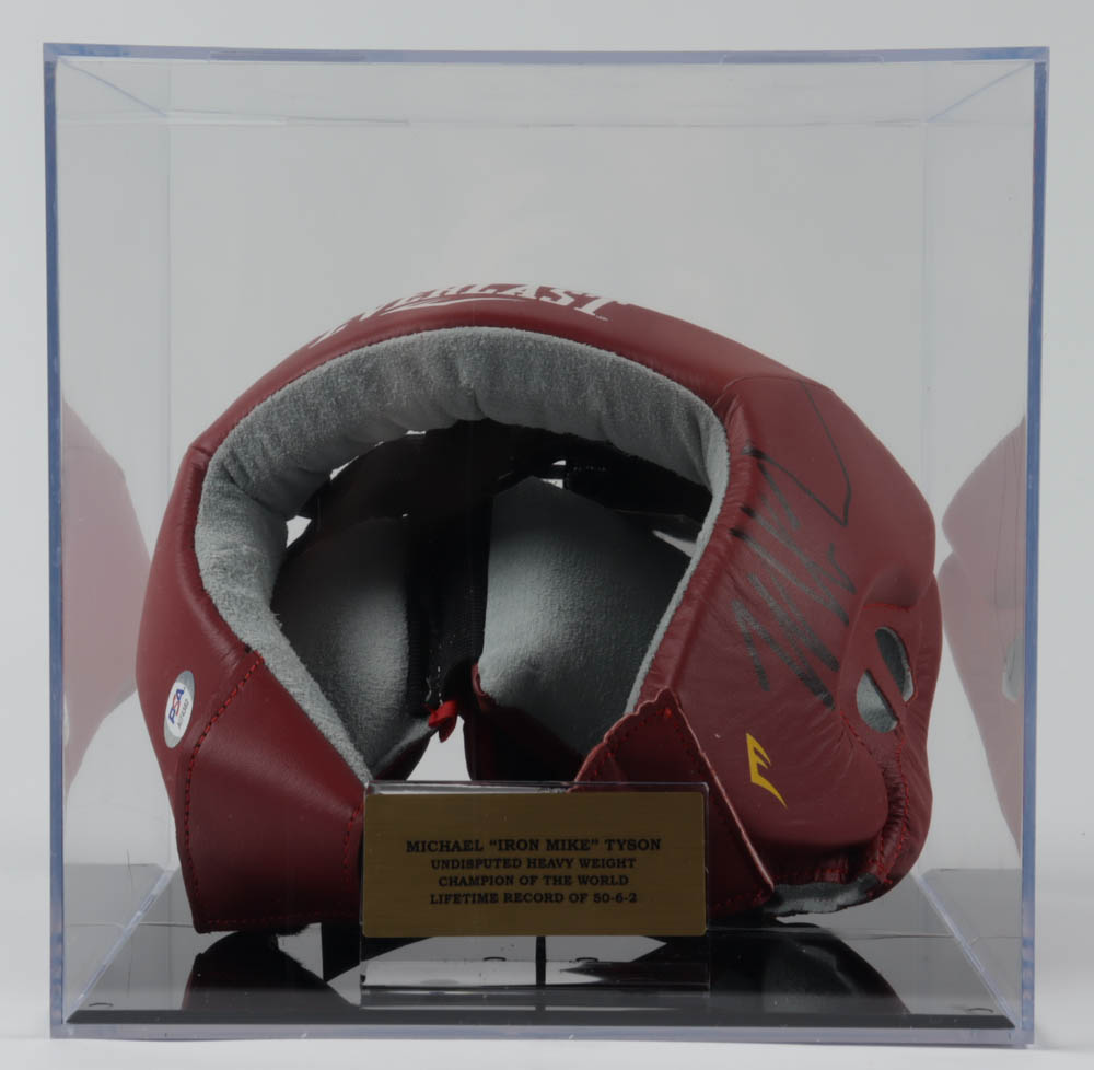 Mike Tyson Signed Everlast Boxing Sparring Helmet With Display Case (PSA COA) at PristineAuction.com Mike Tyson Signed Everlast Boxing Sparring Helmet With Display Case (PSA COA) at PristineAuction.com
