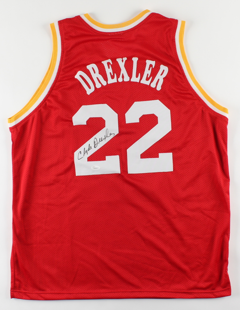 Clyde Drexler Signed Jersey (JSA COA) at PristineAuction.com Clyde Drexler Signed Jersey (JSA COA) at PristineAuction.com