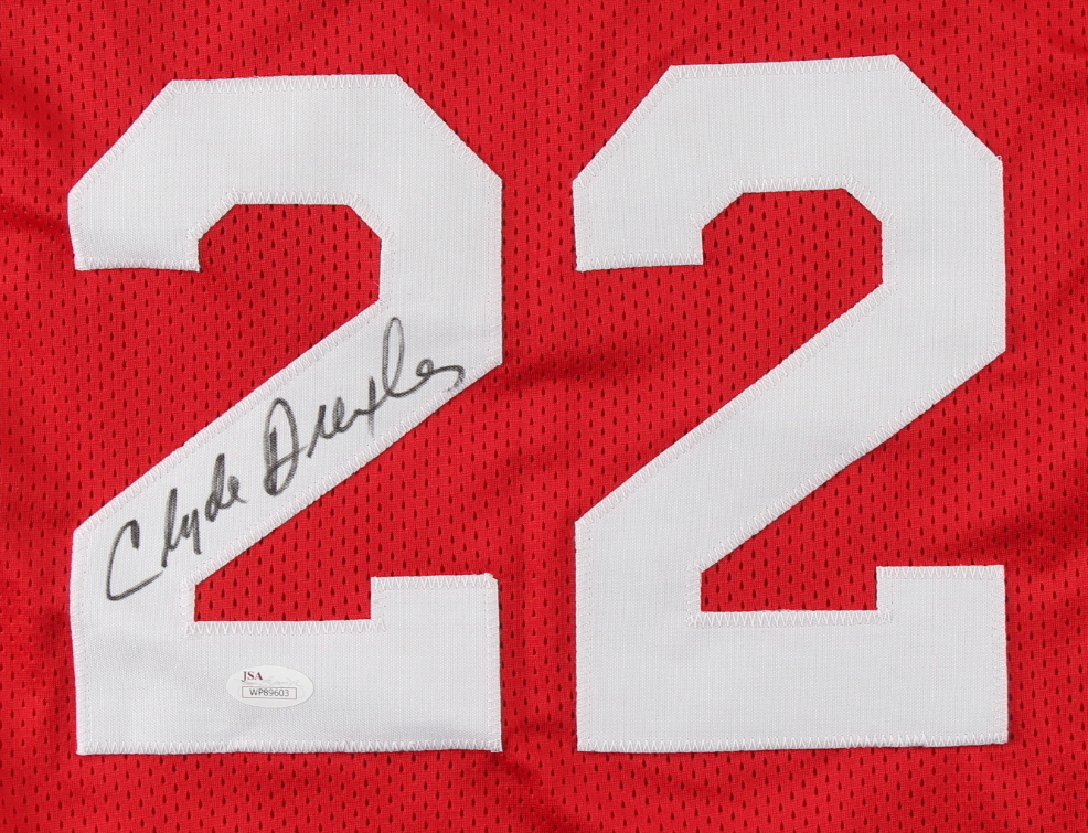 Clyde Drexler Signed Jersey (JSA COA) at PristineAuction.com Clyde Drexler Signed Jersey (JSA COA) at PristineAuction.com