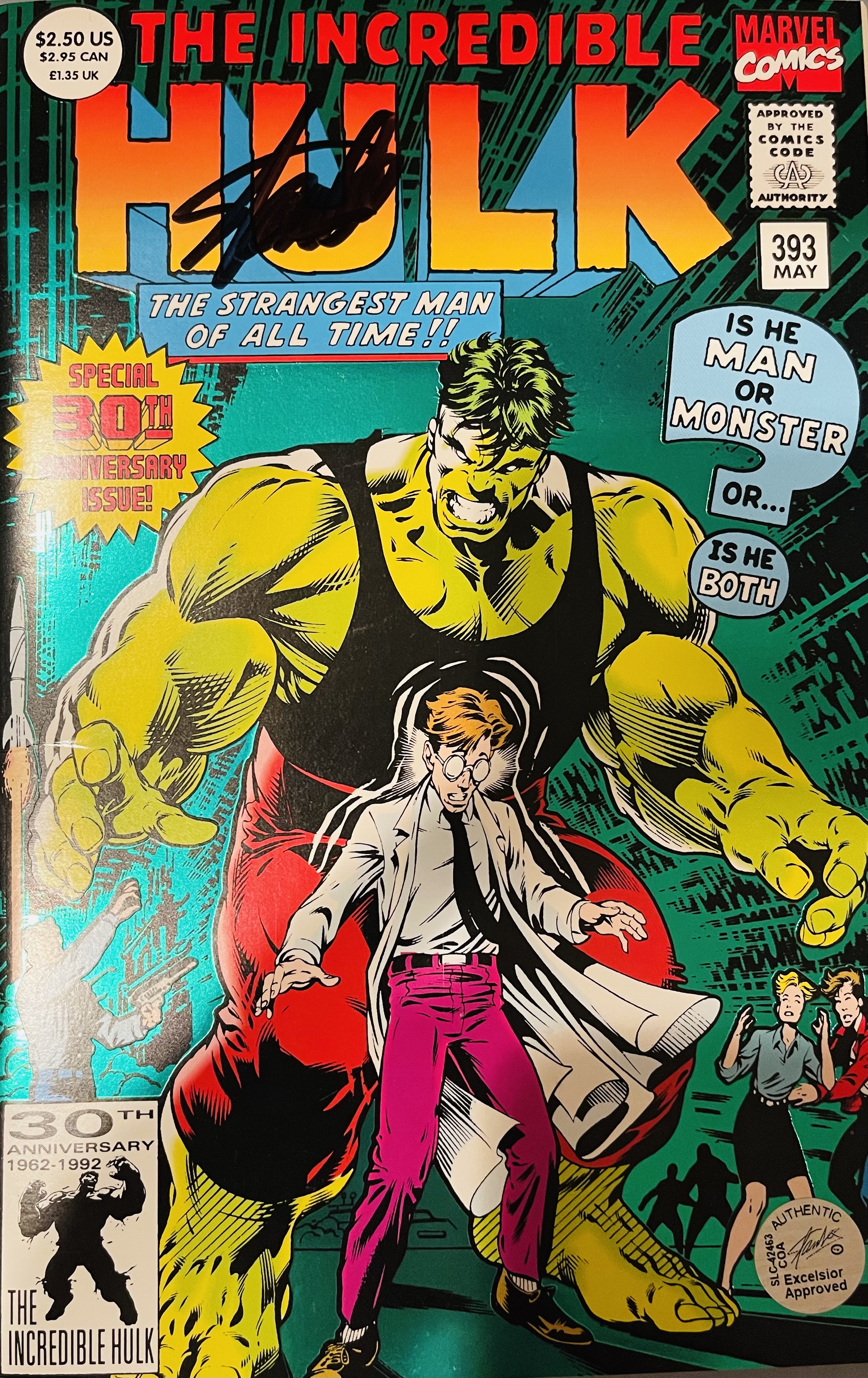 Stan Lee Signed 1992 "The Incredible Hulk" Issue #393 Marvel Comic Book (Lee COA) at PristineAuction.com Stan Lee Signed 1992 "The Incredible Hulk" Issue #393 Marvel Comic Book (Lee COA) at PristineAuction.com