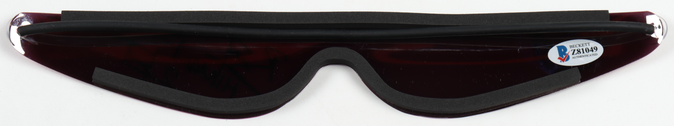 Bret "Hitman" Hart Signed "Hitman" Glasses (Beckett COA) at PristineAuction.com Bret "Hitman" Hart Signed "Hitman" Glasses (Beckett COA) at PristineAuction.com