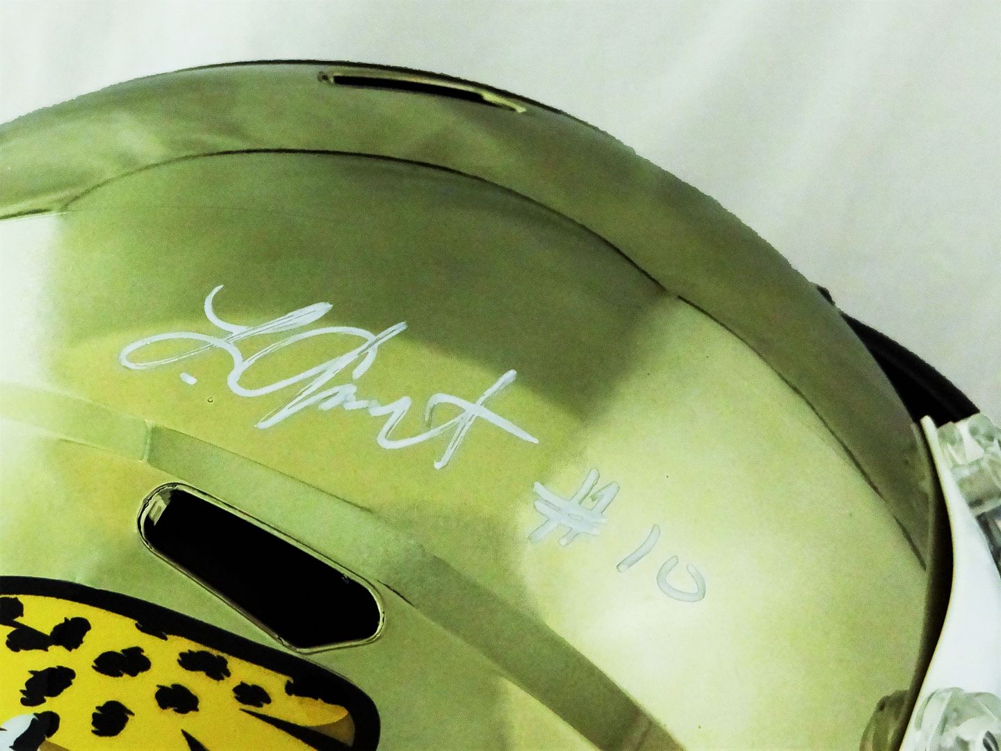 Laviska Shenault Signed Jaguars Full-Size Chrome Speed Helmet (Beckett) at PristineAuction.com Laviska Shenault Signed Jaguars Full-Size Chrome Speed Helmet (Beckett) at PristineAuction.com