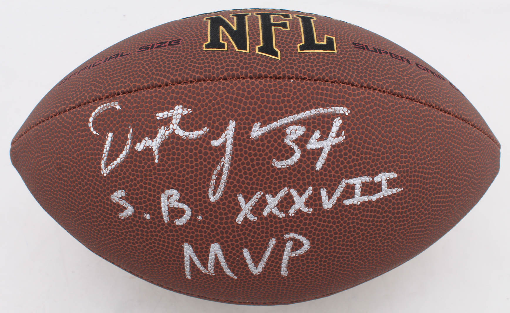 Dexter Jackson Signed NFL Football Inscribed "S.B. XXXVII MVP" (JSA COA) at PristineAuction.com Dexter Jackson Signed NFL Football Inscribed "S.B. XXXVII MVP" (JSA COA) at PristineAuction.com