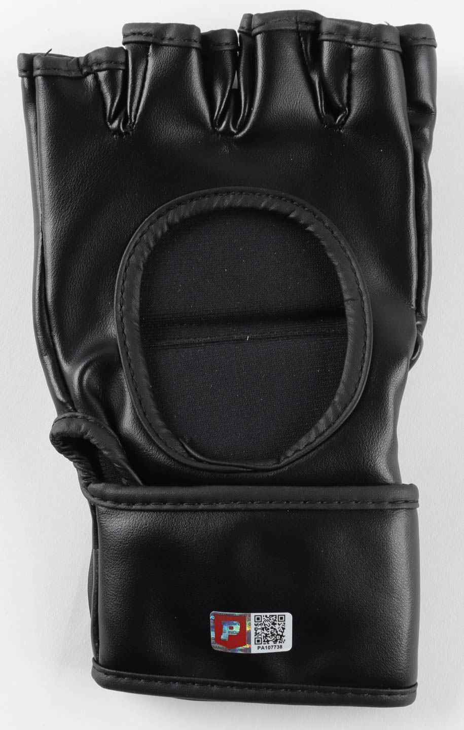 Royce Gracie Signed UFC Glove Inscribed "HOF 03" (PA COA) at PristineAuction.com Royce Gracie Signed UFC Glove Inscribed "HOF 03" (PA COA) at PristineAuction.com