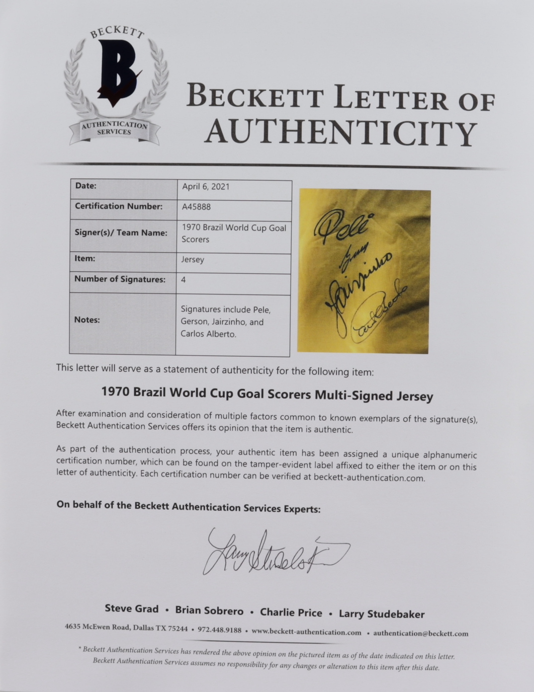 1970 Team Brazil Jersey Signed By (4) With Pele, Gerson, Jairzinho, & Carlos Alberto Torres (Beckett LOA) at PristineAuction.com 1970 Team Brazil Jersey Signed By (4) With Pele, Gerson, Jairzinho, & Carlos Alberto Torres (Beckett LOA) at PristineAuction.com