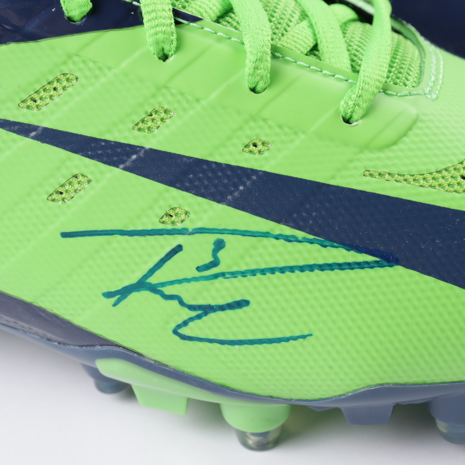Pair of (2) Russell Wilson Signed Nike Football Cleats (JSA COA & Wilson Hologram) at PristineAuction.com Pair of (2) Russell Wilson Signed Nike Football Cleats (JSA COA & Wilson Hologram) at PristineAuction.com
