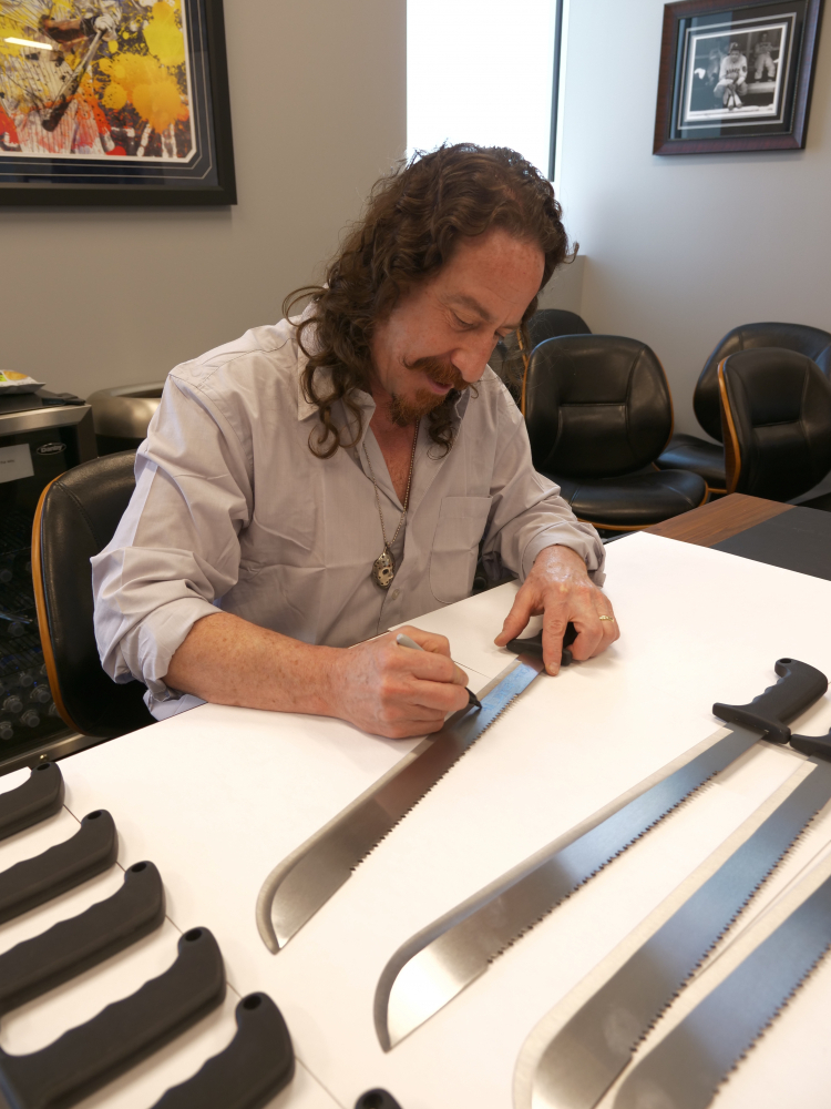 Ari Lehman Signed "Friday the 13th" Genuine 22" Steel Machete Inscribed "Kill Count 146!" & "The OG Jason" (PA COA) (See Description) at PristineAuction.com Ari Lehman Signed "Friday the 13th" Genuine 22" Steel Machete Inscribed "Kill Count 146!" & "The OG Jason" (PA COA) (See Description) at PristineAuction.com