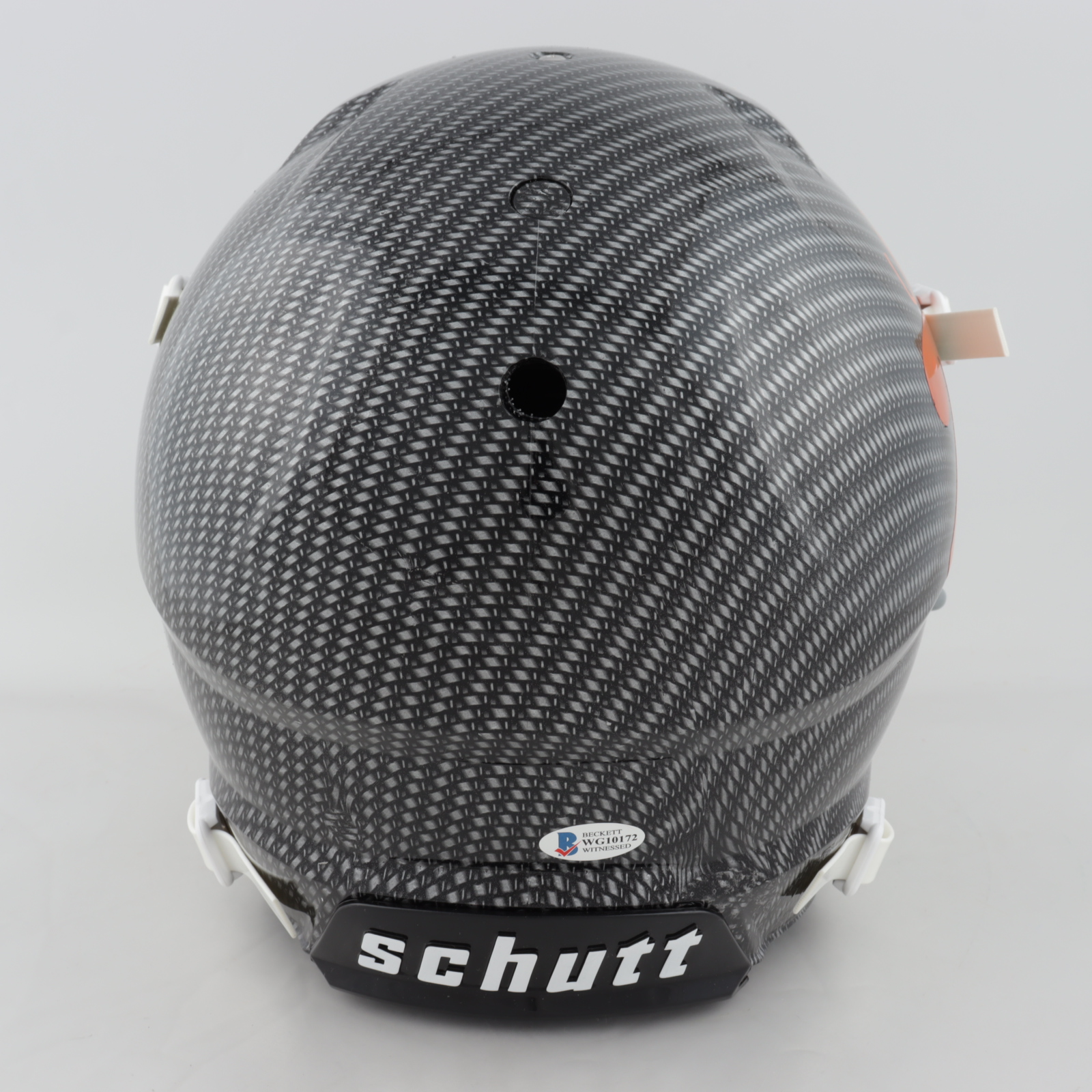 Nick Chubb Signed Full-Size Authentic On-Field Hydro-Dipped Vengeance Helmet (Beckett COA) at PristineAuction.com Nick Chubb Signed Full-Size Authentic On-Field Hydro-Dipped Vengeance Helmet (Beckett COA) at PristineAuction.com