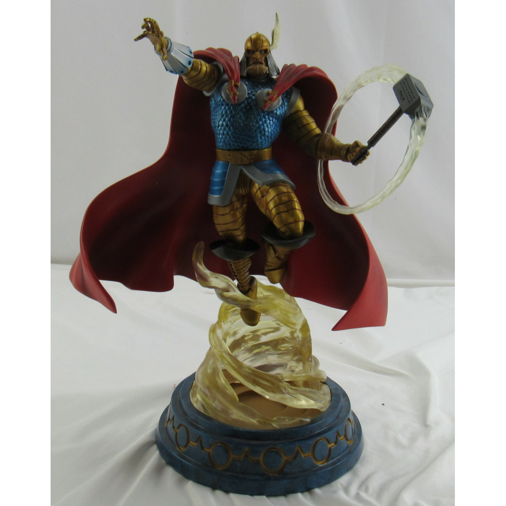 Marvel "Thor" Diamond Select Milestones Armored Resin Statue Figurine