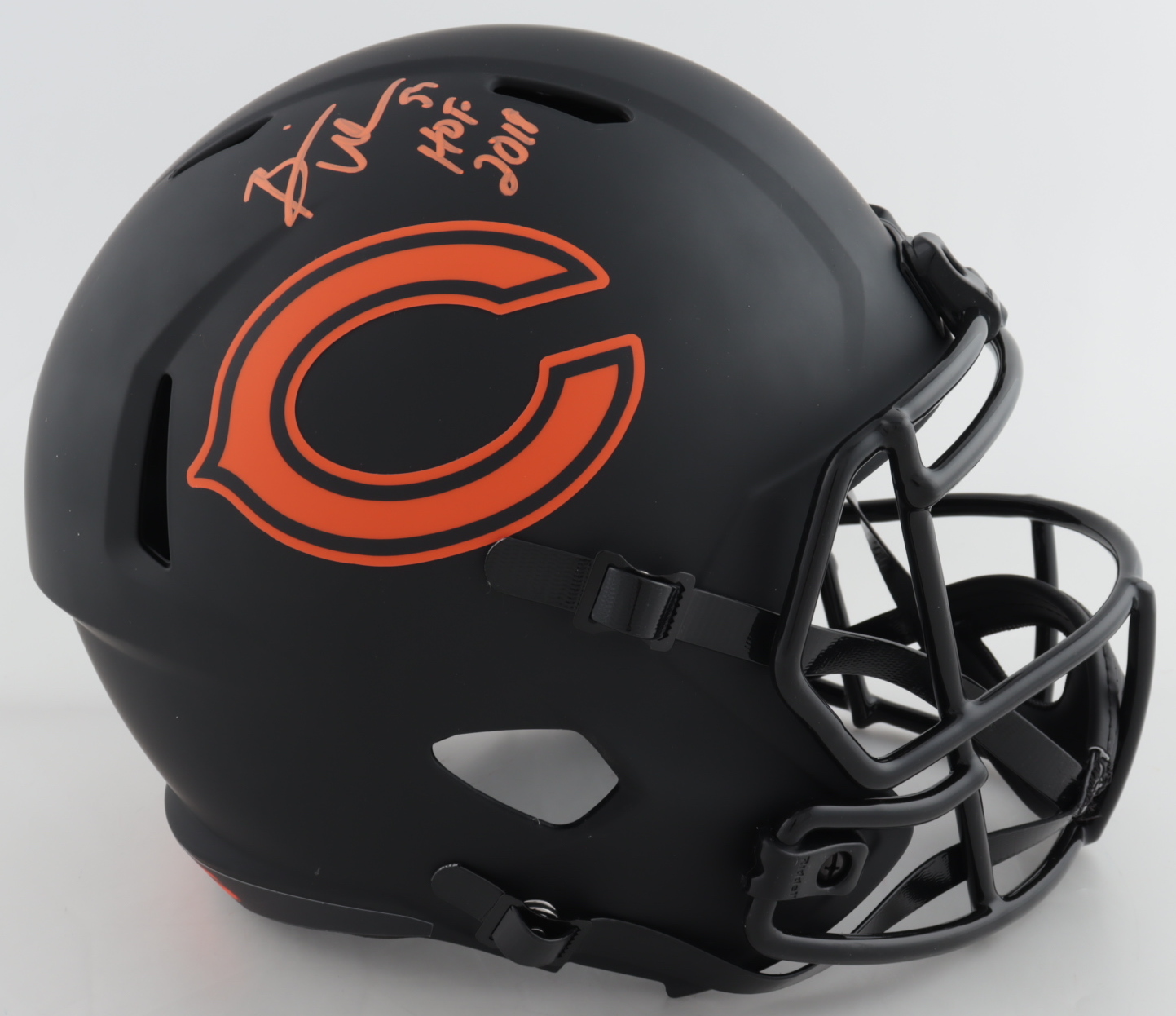Brian Urlacher Signed Bears Full-Size Eclipse Alternate Speed Helmet Inscribed "HOF 2018" (Beckett COA) at PristineAuction.com Brian Urlacher Signed Bears Full-Size Eclipse Alternate Speed Helmet Inscribed "HOF 2018" (Beckett COA) at PristineAuction.com