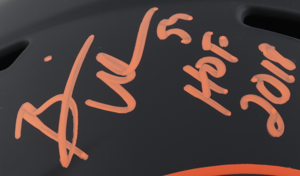 Brian Urlacher Signed Bears Full-Size Eclipse Alternate Speed Helmet Inscribed "HOF 2018" (Beckett COA) at PristineAuction.com Brian Urlacher Signed Bears Full-Size Eclipse Alternate Speed Helmet Inscribed "HOF 2018" (Beckett COA) at PristineAuction.com