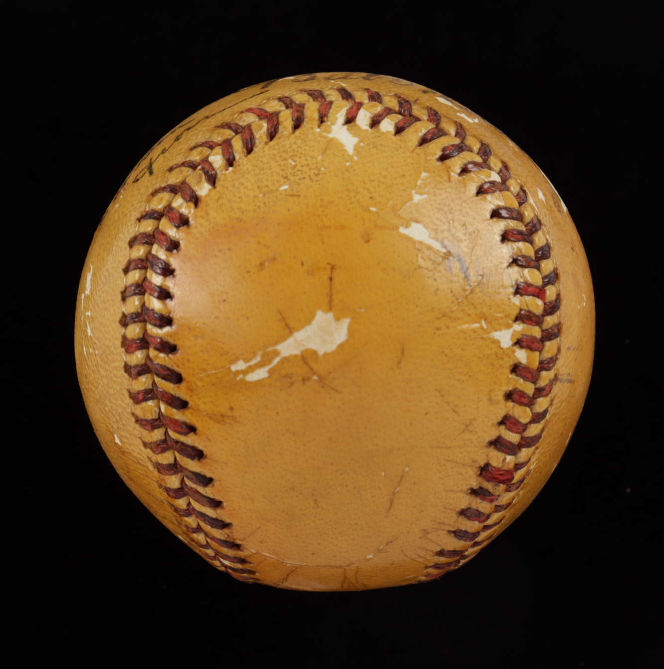 Babe Ruth Signed Baseball (JSA LOA) at PristineAuction.com Babe Ruth Signed Baseball (JSA LOA) at PristineAuction.com