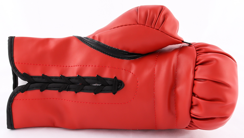 Mike Tyson Signed Everlast Boxing Glove (Beckett COA & Fiterman Sports Hologram) at PristineAuction.com Mike Tyson Signed Everlast Boxing Glove (Beckett COA & Fiterman Sports Hologram) at PristineAuction.com