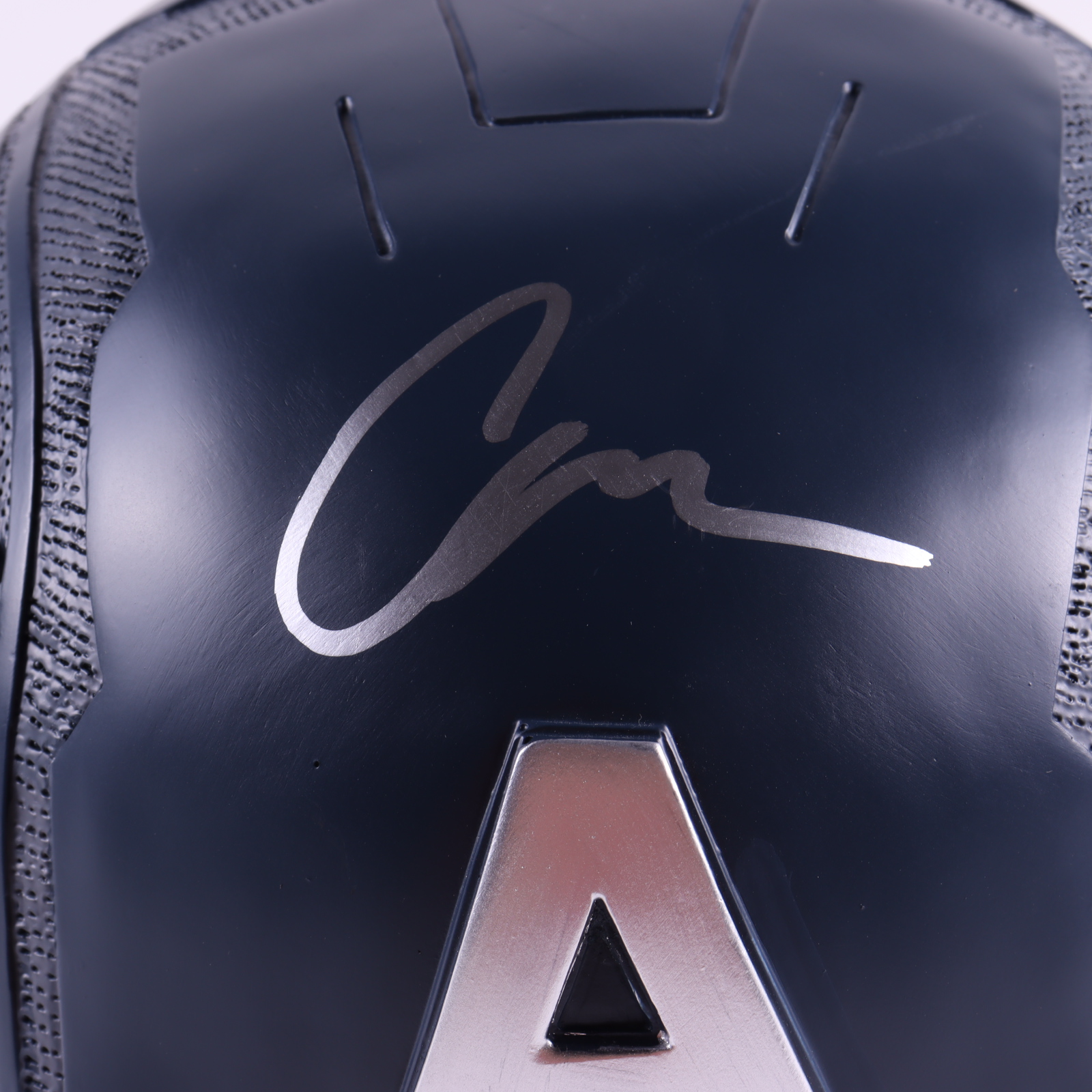 Chris Evans Signed "Captain America" Full-Size Movie Replica Helmet (Beckett Hologram) at PristineAuction.com Chris Evans Signed "Captain America" Full-Size Movie Replica Helmet (Beckett Hologram) at PristineAuction.com
