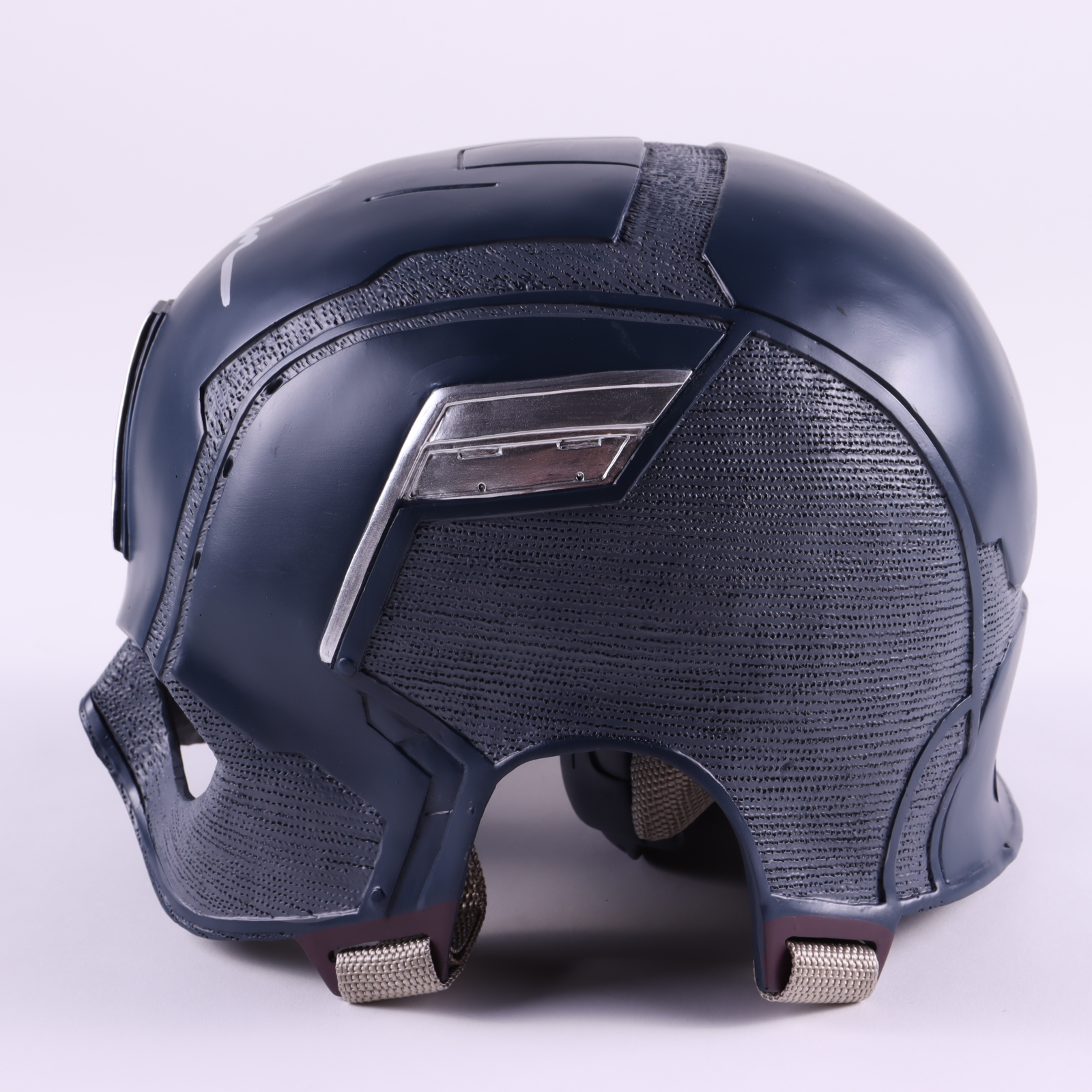 Chris Evans Signed "Captain America" Full-Size Movie Replica Helmet (Beckett Hologram) at PristineAuction.com Chris Evans Signed "Captain America" Full-Size Movie Replica Helmet (Beckett Hologram) at PristineAuction.com