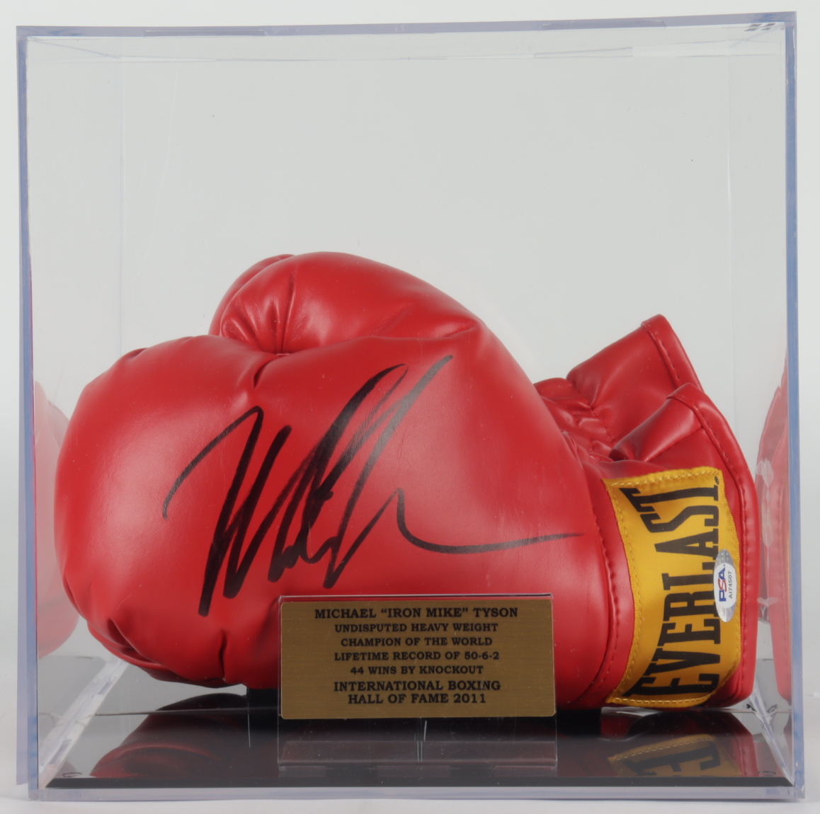 Mike Tyson Signed Everlast Boxing Glove with Display Case (PSA COA) at PristineAuction.com Mike Tyson Signed Everlast Boxing Glove with Display Case (PSA COA) at PristineAuction.com